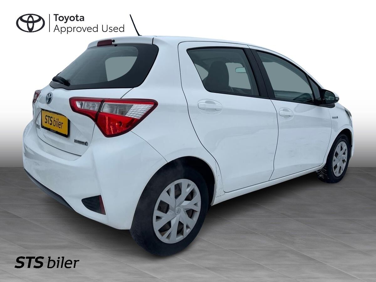 Billede af Toyota Yaris 1,5 Hybrid H2 E-CVT 100HK 5d Trinl. Gear