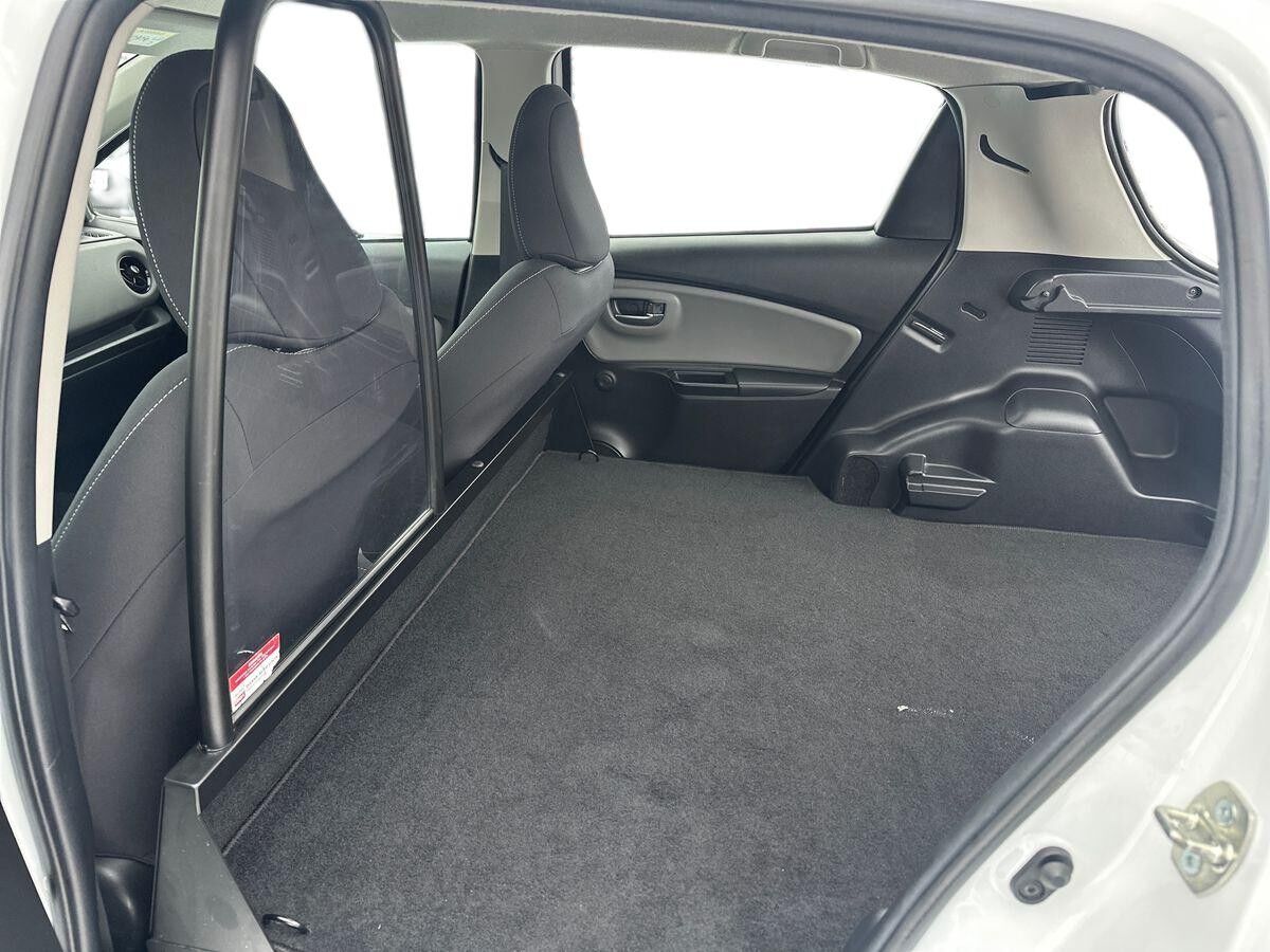 Billede af Toyota Yaris 1,5 Hybrid H2 E-CVT 100HK 5d Trinl. Gear