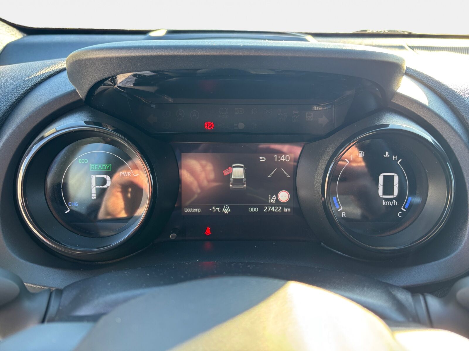 Billede af Toyota Yaris 1,5 Hybrid H3 Style Bi-tone 116HK 5d Trinl. Gear