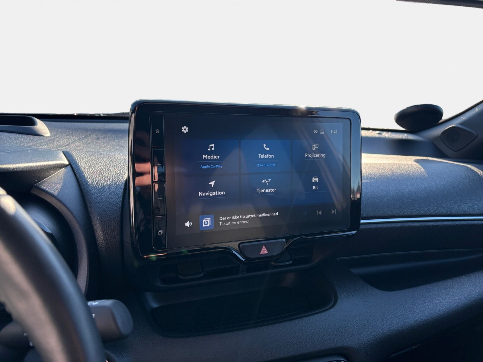 Billede af Toyota Yaris 1,5 Hybrid H3 Style Bi-tone 116HK 5d Trinl. Gear