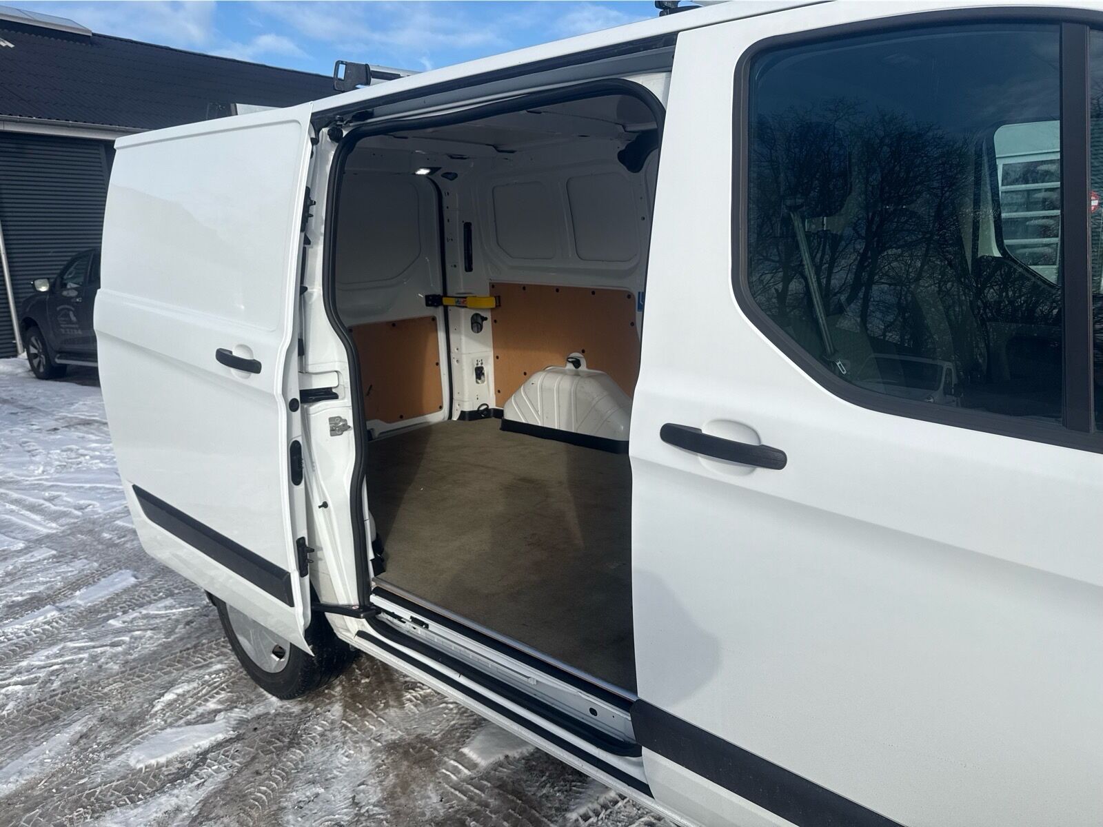 Billede af Ford Transit Custom 280 L1H1 2,0 TDCi Trend 130HK Van 6g Aut.