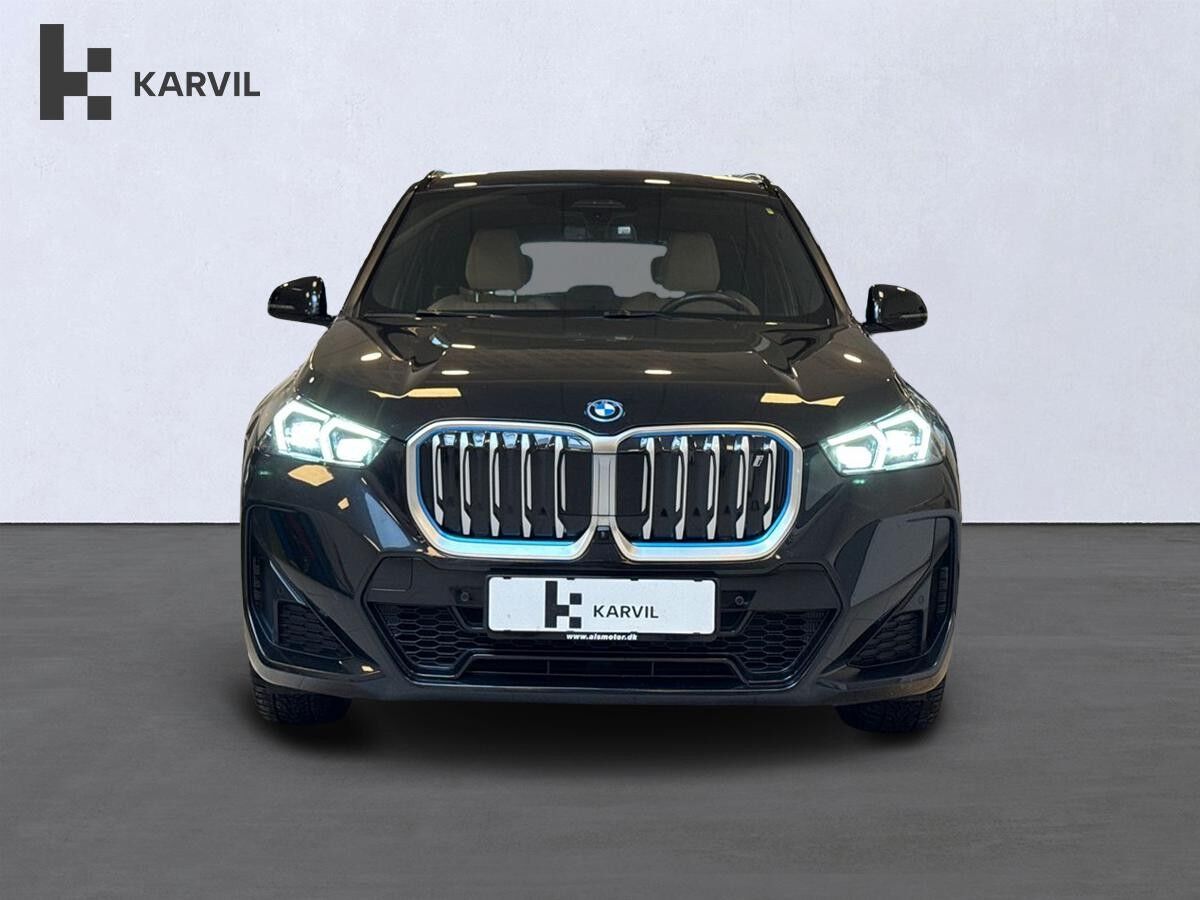 Billede af BMW iX1 xDrive30 EL Fully Charged 4x4 313HK 5d Aut.
