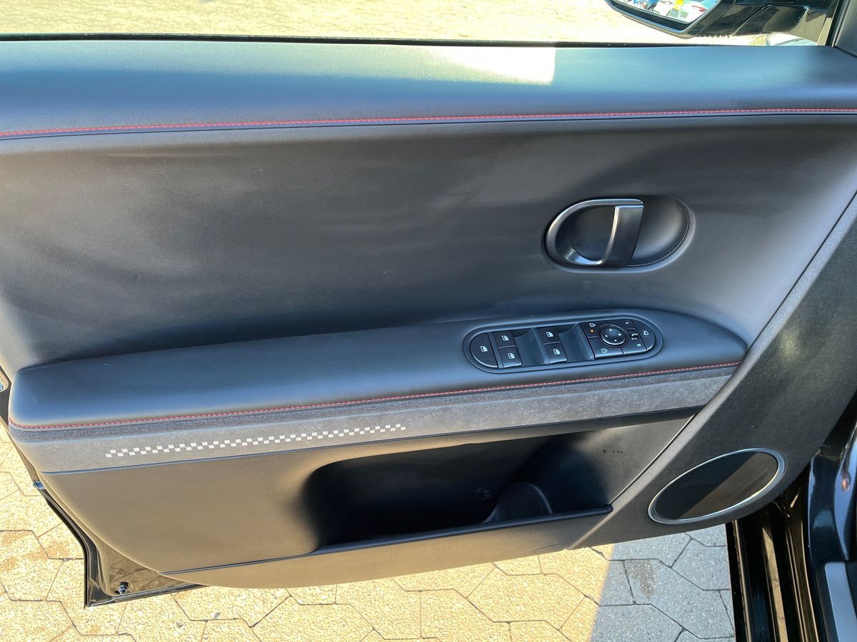 Billede af Hyundai Ioniq 5 Electric 84 kWh N-Line 229HK 5d Aut.