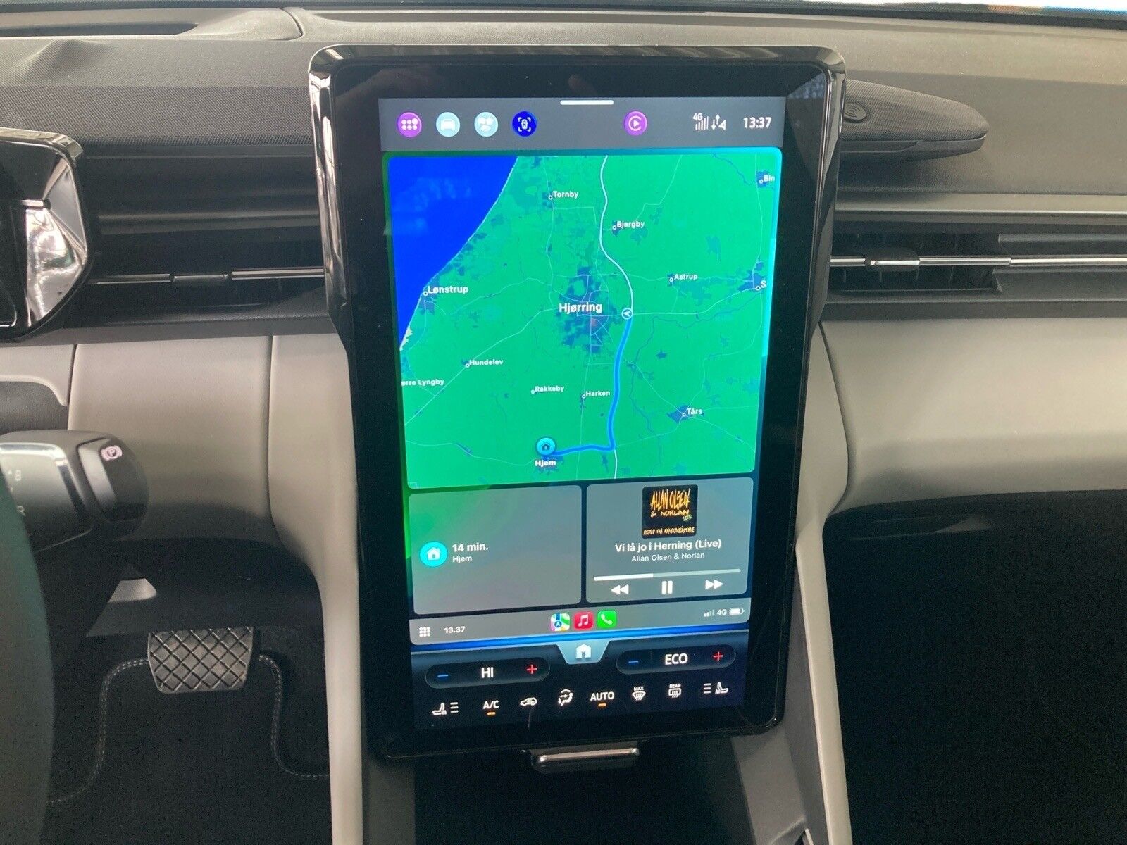 Billede af Ford Explorer EL UR Select AWD 340HK 5d Aut.