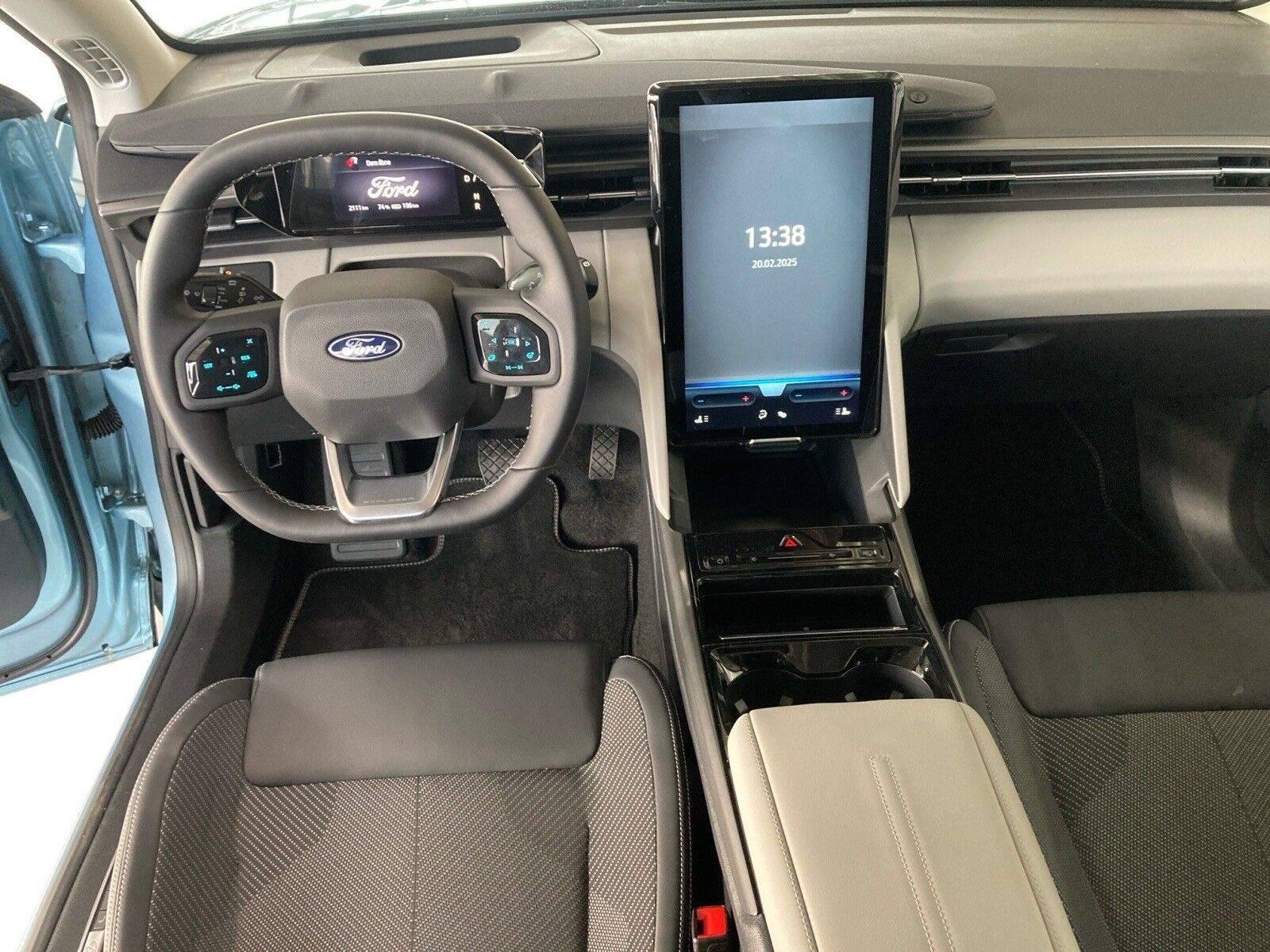 Billede af Ford Explorer EL UR Select AWD 340HK 5d Aut.