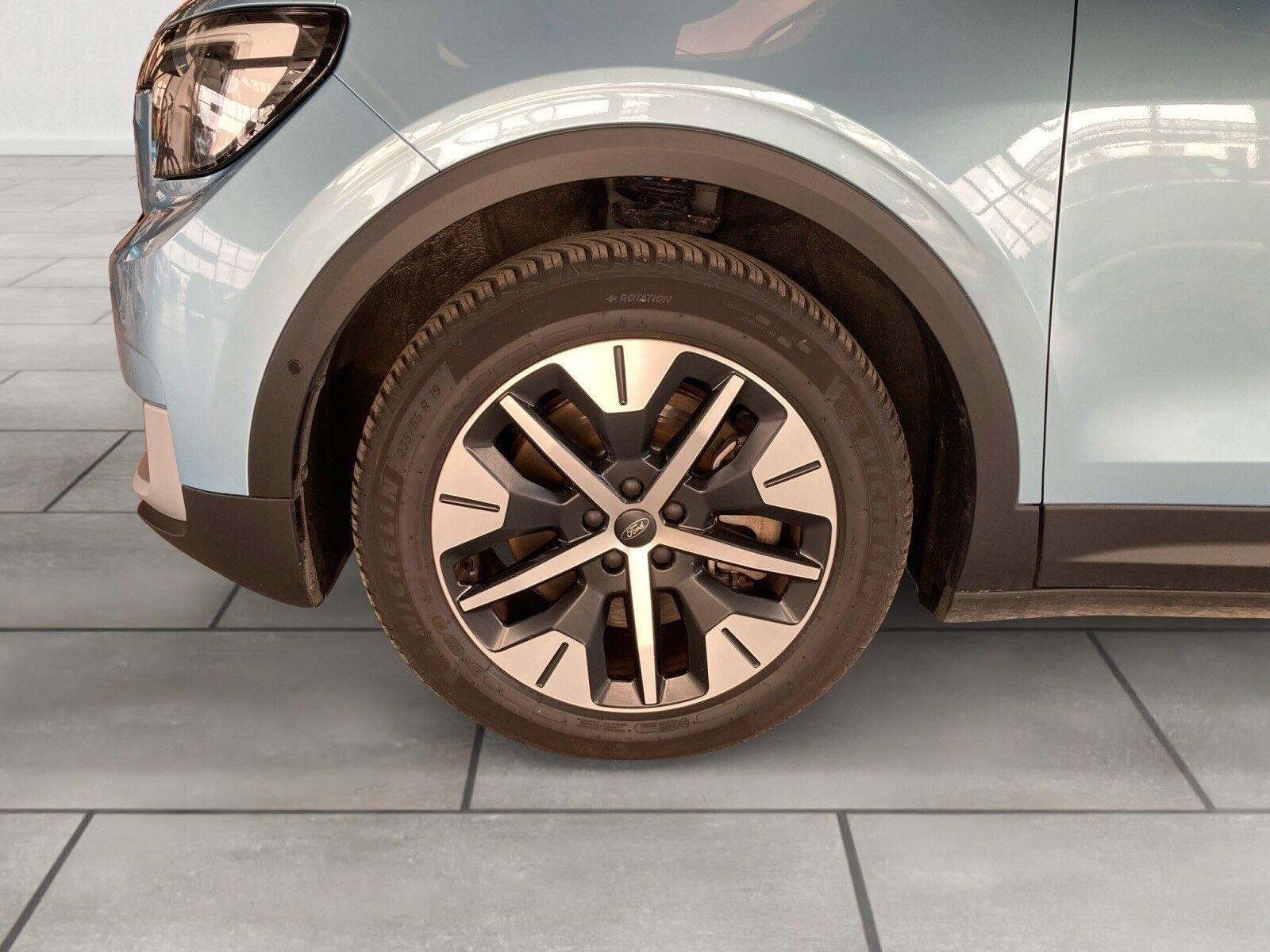 Billede af Ford Explorer EL UR Select AWD 340HK 5d Aut.