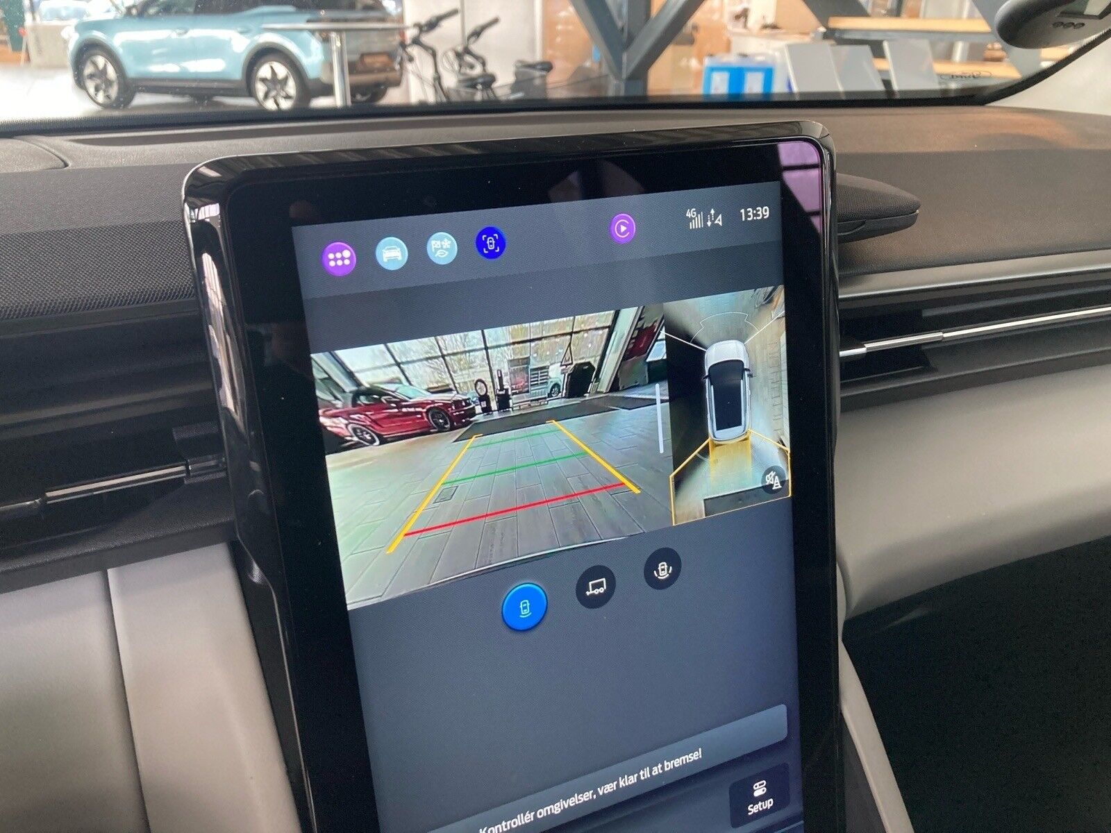 Billede af Ford Explorer EL UR Select AWD 340HK 5d Aut.