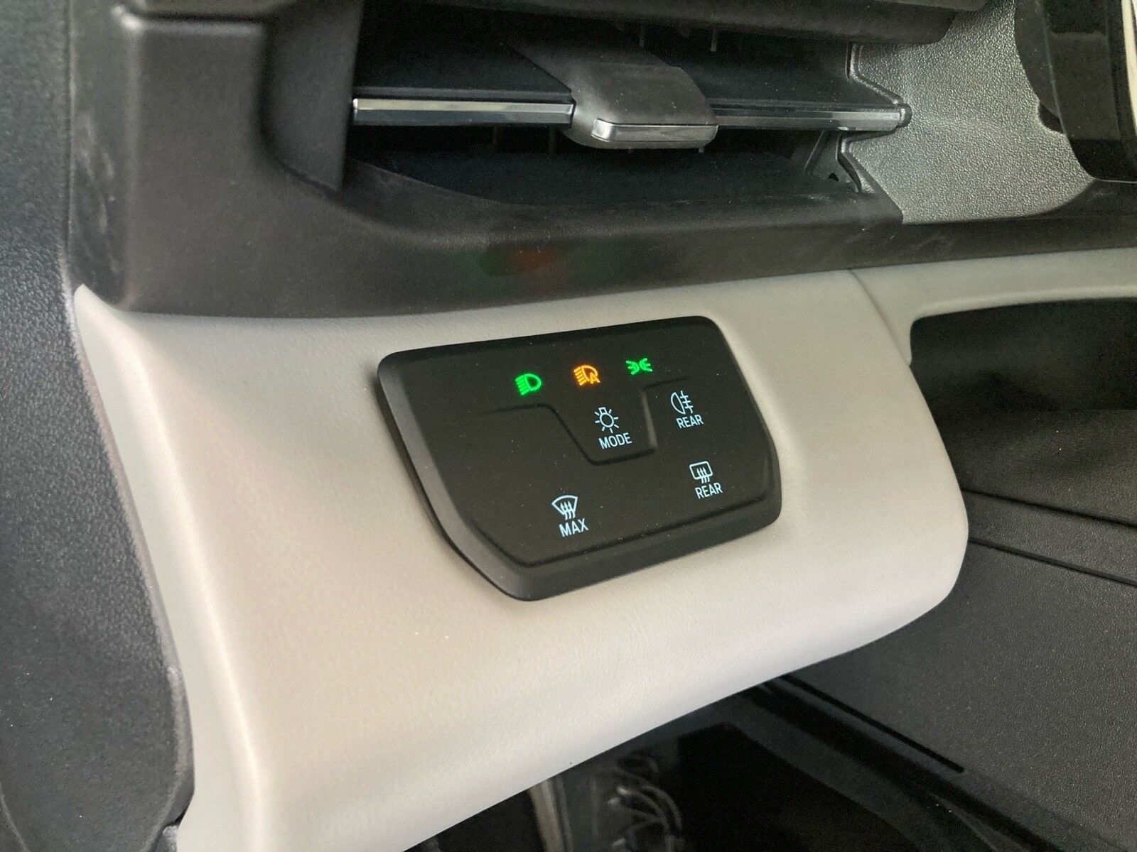 Billede af Ford Explorer EL UR Select AWD 340HK 5d Aut.