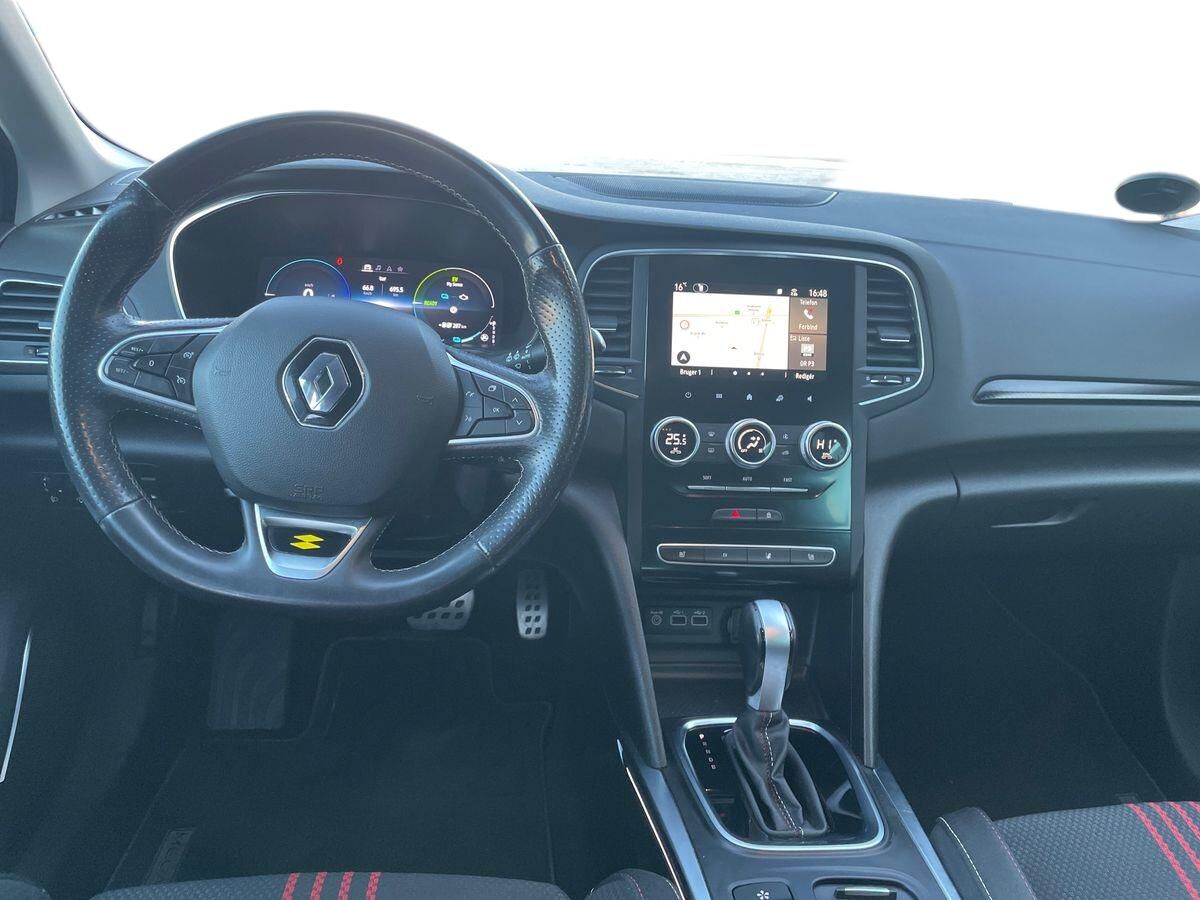 Billede af Renault Mégane Sport Tourer 1,6 E-TECH  Plugin-hybrid RS-Line 160HK Stc Aut.
