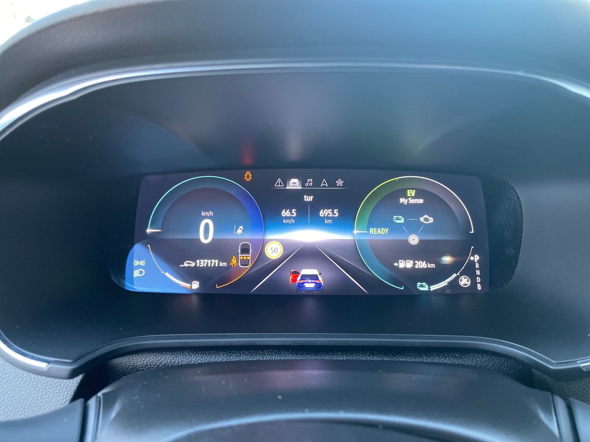 Billede af Renault Mégane Sport Tourer 1,6 E-TECH  Plugin-hybrid RS-Line 160HK Stc Aut.