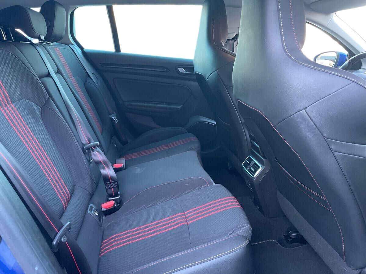 Billede af Renault Mégane Sport Tourer 1,6 E-TECH  Plugin-hybrid RS-Line 160HK Stc Aut.