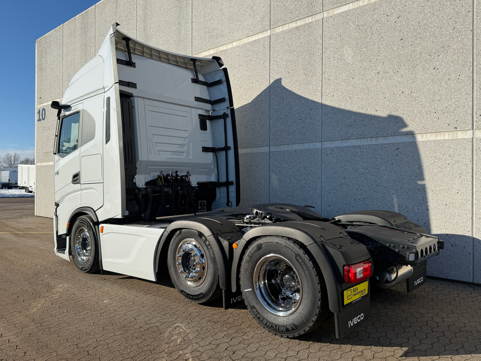 Billede af Iveco S-Way 12,9 D AS440S49-E6e Twinsteer 490HK 12g Aut.