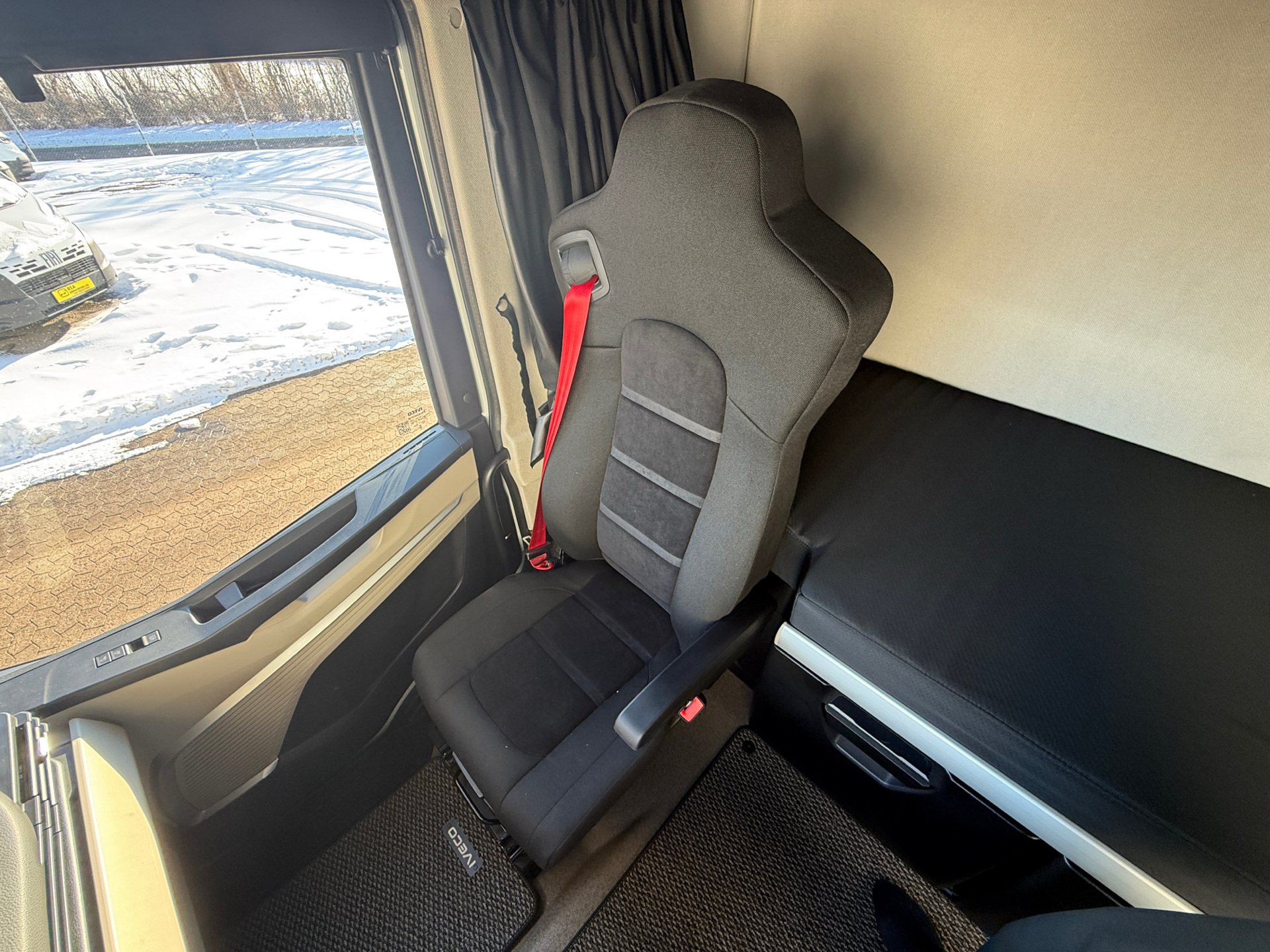 Billede af Iveco S-Way 12,9 D AS440S49-E6e Twinsteer 490HK 12g Aut.