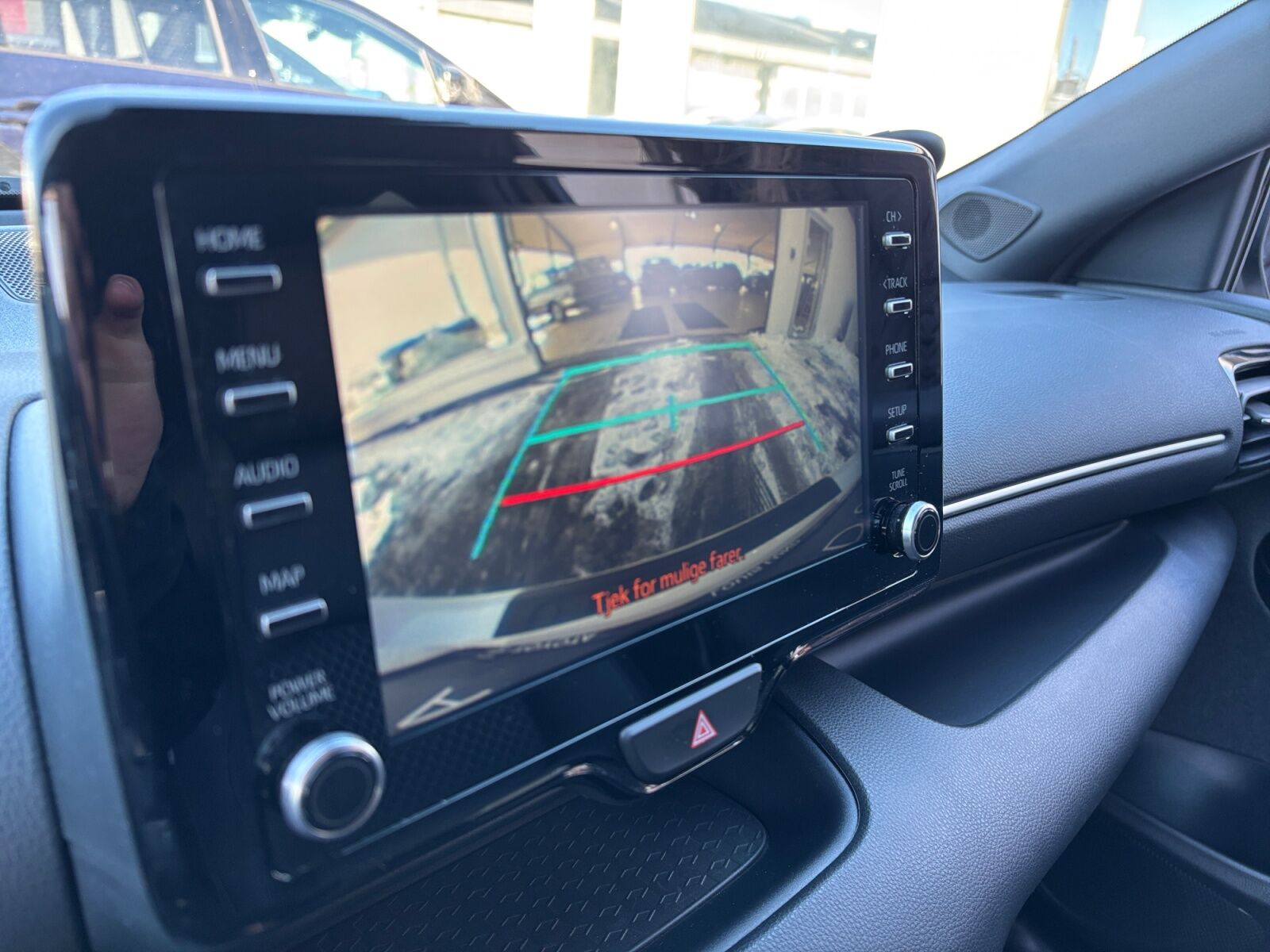 Billede af Toyota Yaris 1,5 Hybrid H3 Style Bi-tone 116HK 5d Trinl. Gear