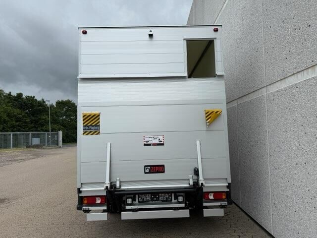 Billede af Iveco Daily 35S18 4100mm 3,0 D 180HK Ladv./Chas. 8g Aut.