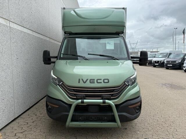 Billede af Iveco Daily 35S18 4100mm 3,0 D 180HK Ladv./Chas. 8g Aut.