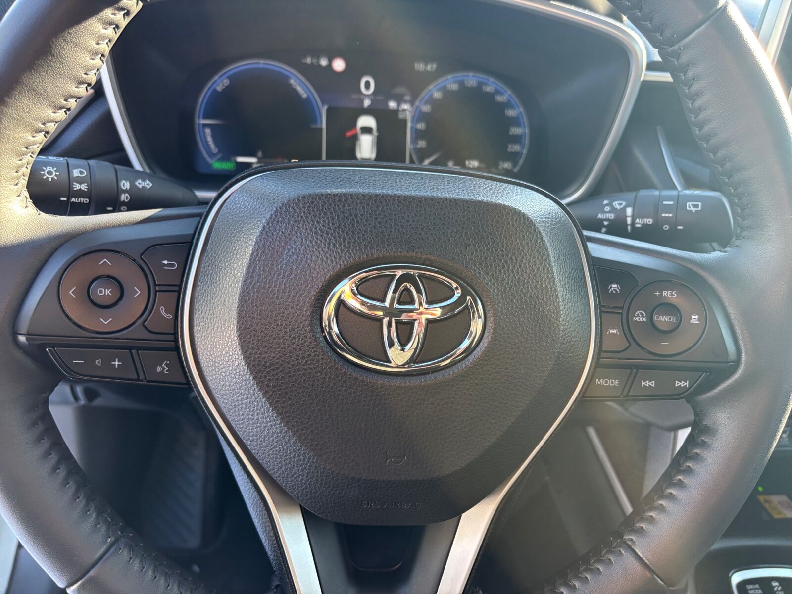 Billede af Toyota Corolla Cross 1,8 Hybrid Style Comfort 140HK 5d Aut.