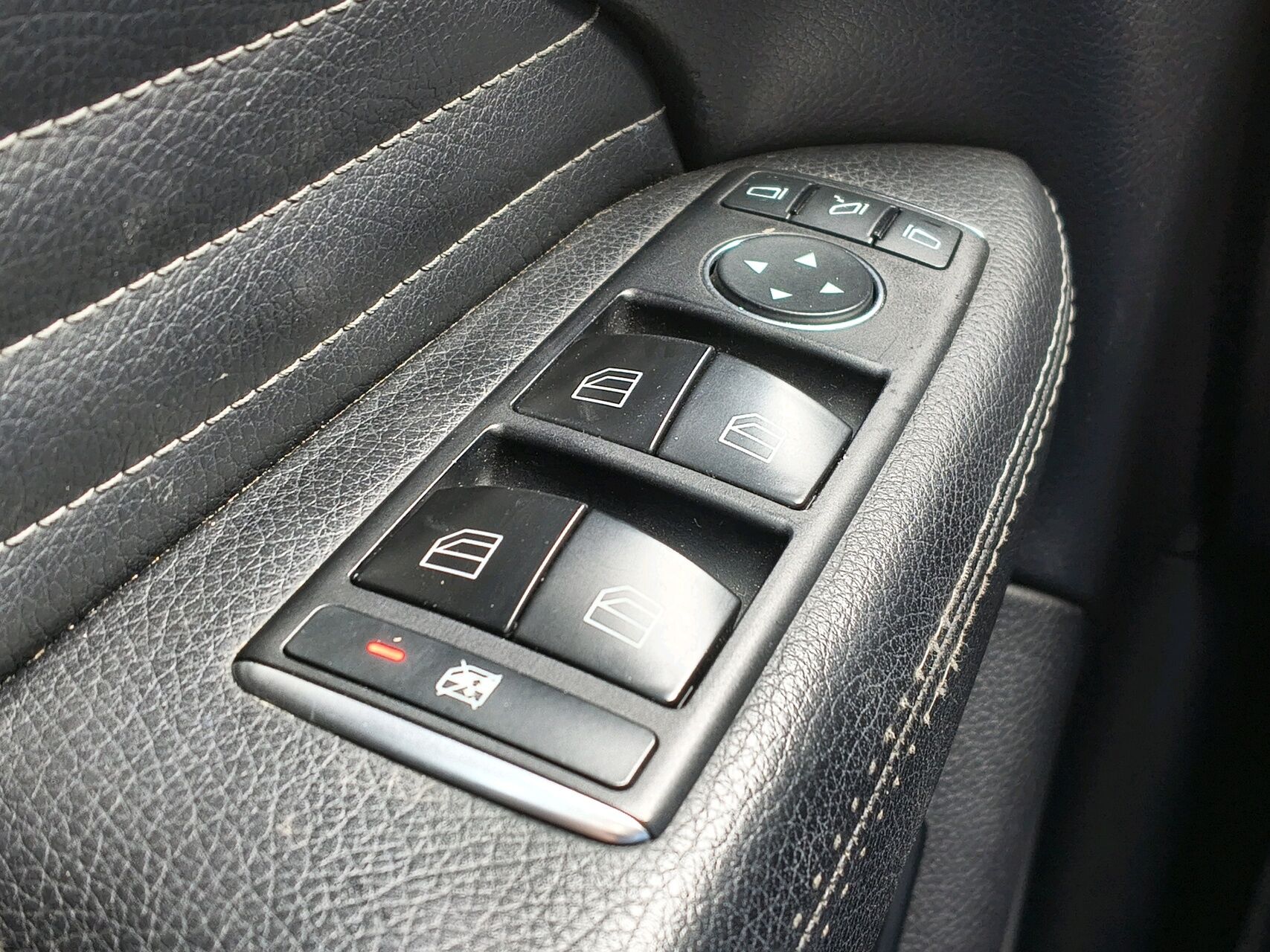 Billede af Mercedes-Benz GLE350 d Coupe 3,0 D AMG Line 4Matic 9G-Tronic 258HK 5d 9g Aut.