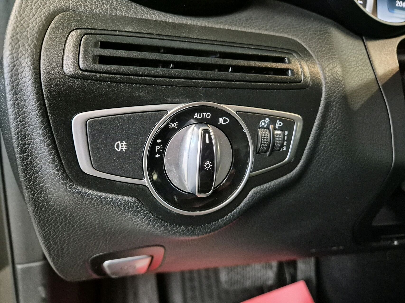 Billede af Mercedes-Benz C200 d T 1,6 Bluetec 7G-Tronic Plus 136HK Stc Aut.