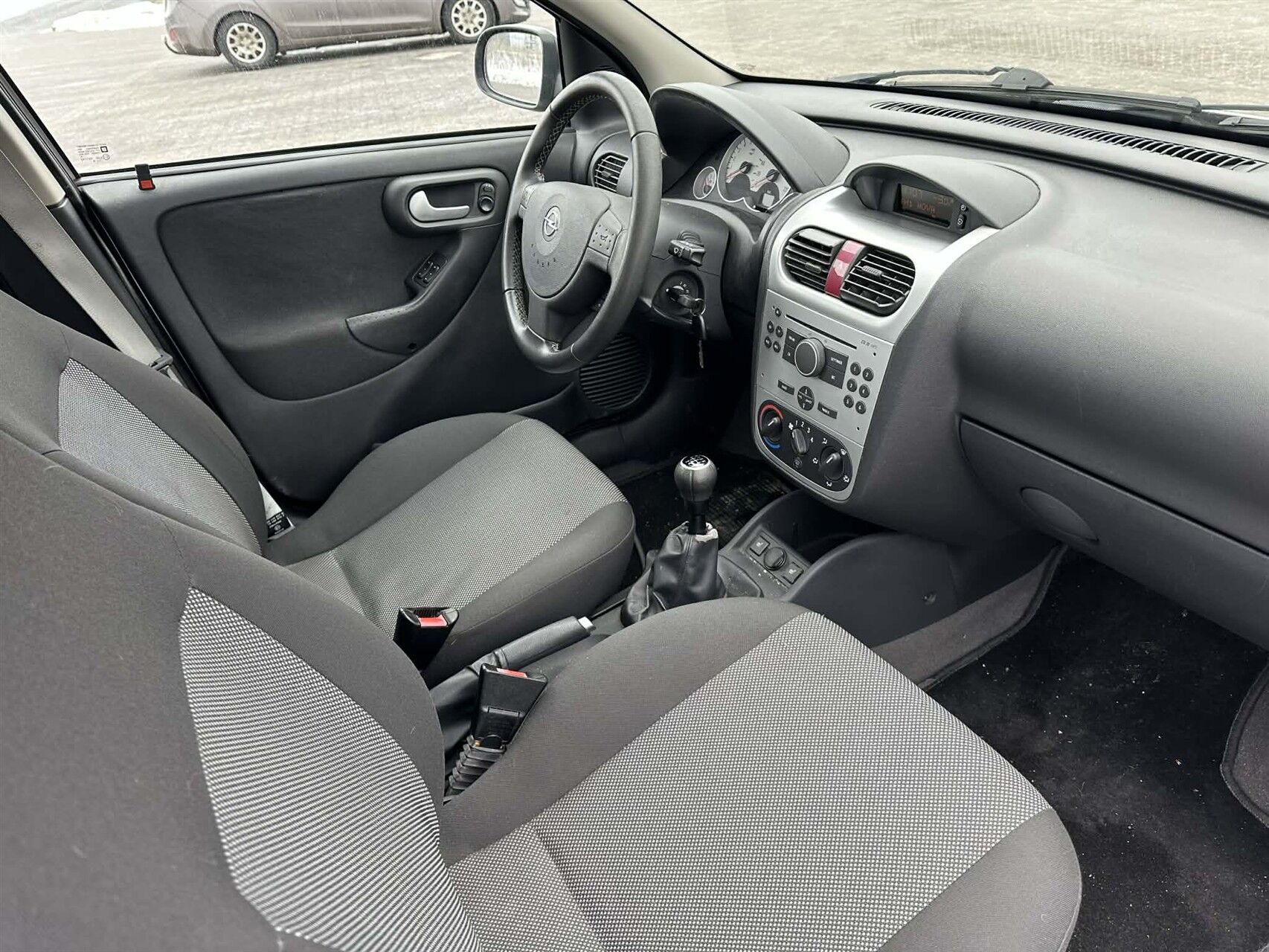 Billede af Opel Corsa 1,2 Twinport Cosmo 80HK 5d