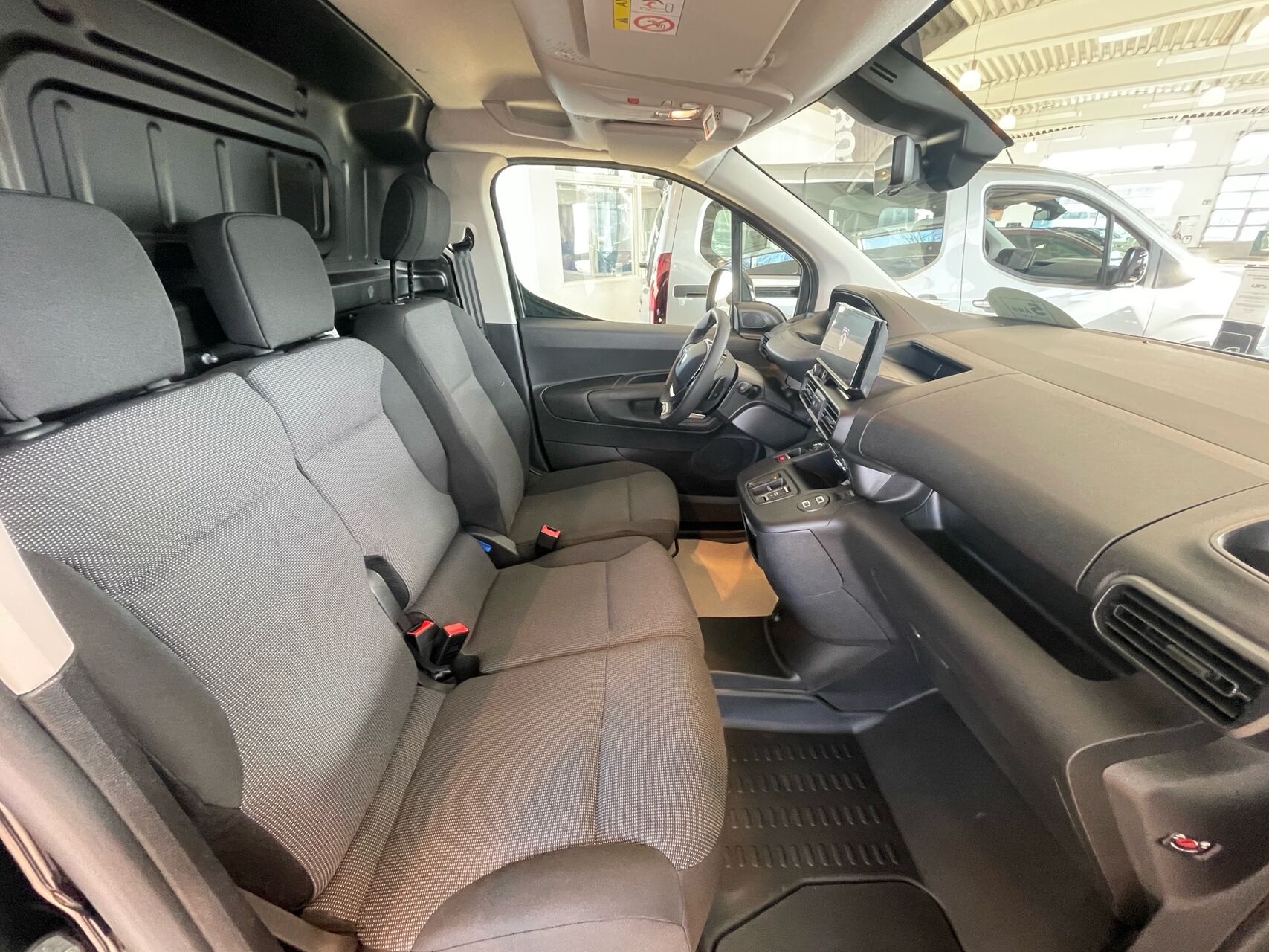 Billede af Peugeot e-Partner L2 V2 EL Premium 136HK Van Aut.