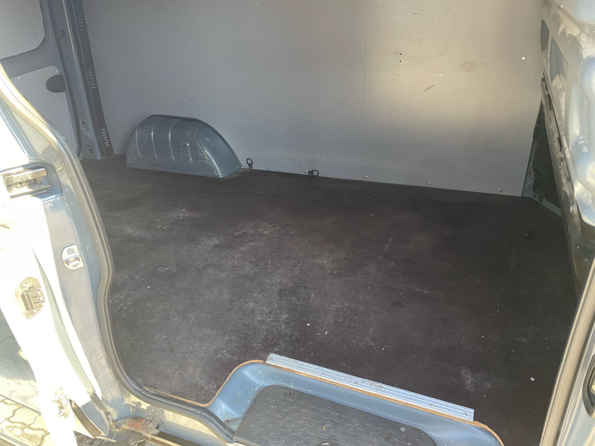 Billede af Renault Trafic T29 L2H1 2,0 DCI 145HK Van 6g Aut.