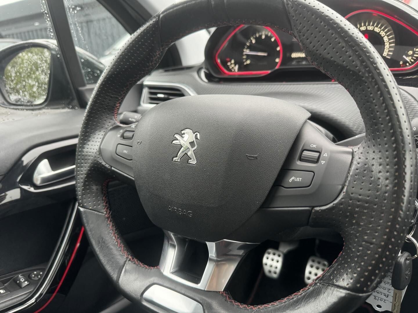 Billede af Peugeot 2008 1,6 BlueHDi GT Line Sky 120HK 6g