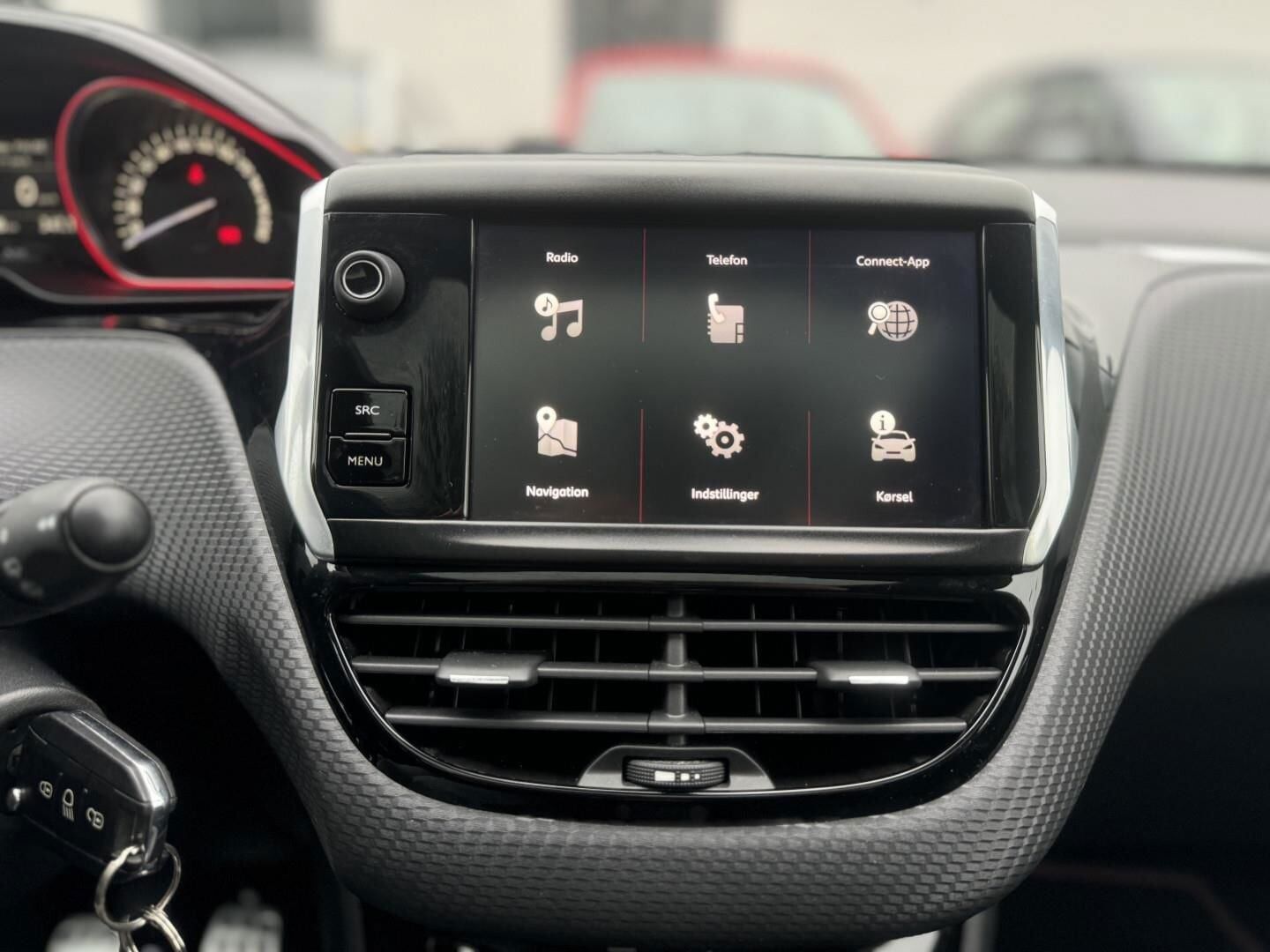 Billede af Peugeot 2008 1,6 BlueHDi GT Line Sky 120HK 6g