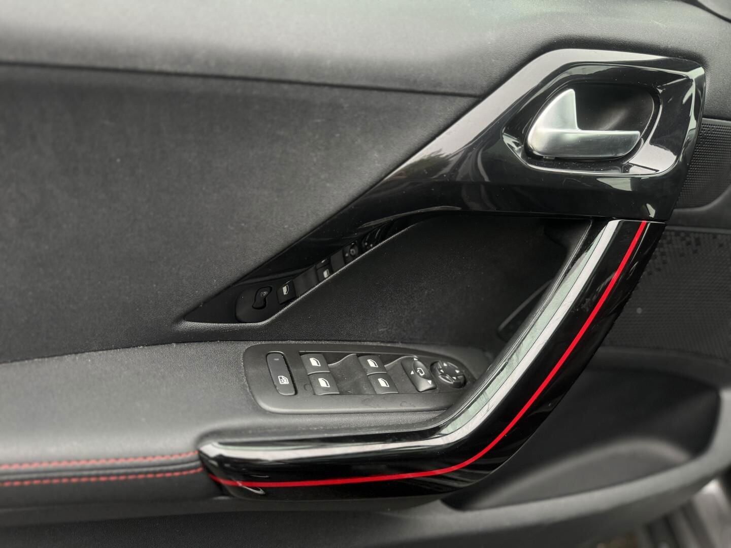 Billede af Peugeot 2008 1,6 BlueHDi GT Line Sky 120HK 6g