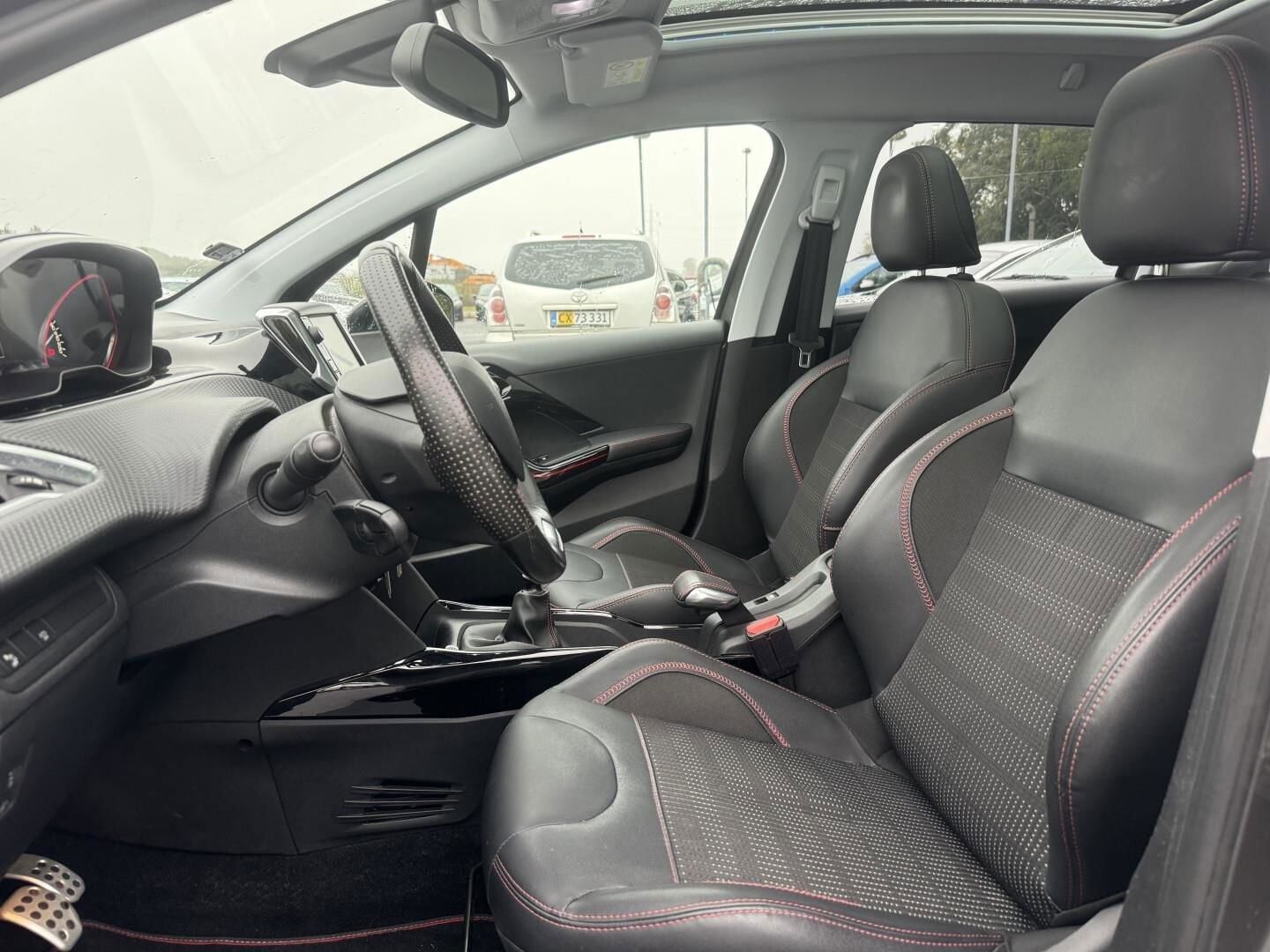 Billede af Peugeot 2008 1,6 BlueHDi GT Line Sky 120HK 6g