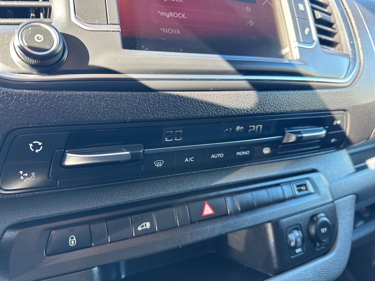 Billede af Citroën Jumpy L3 2,0 Blue HDi Masterline EAT8 122HK Van 8g Aut.