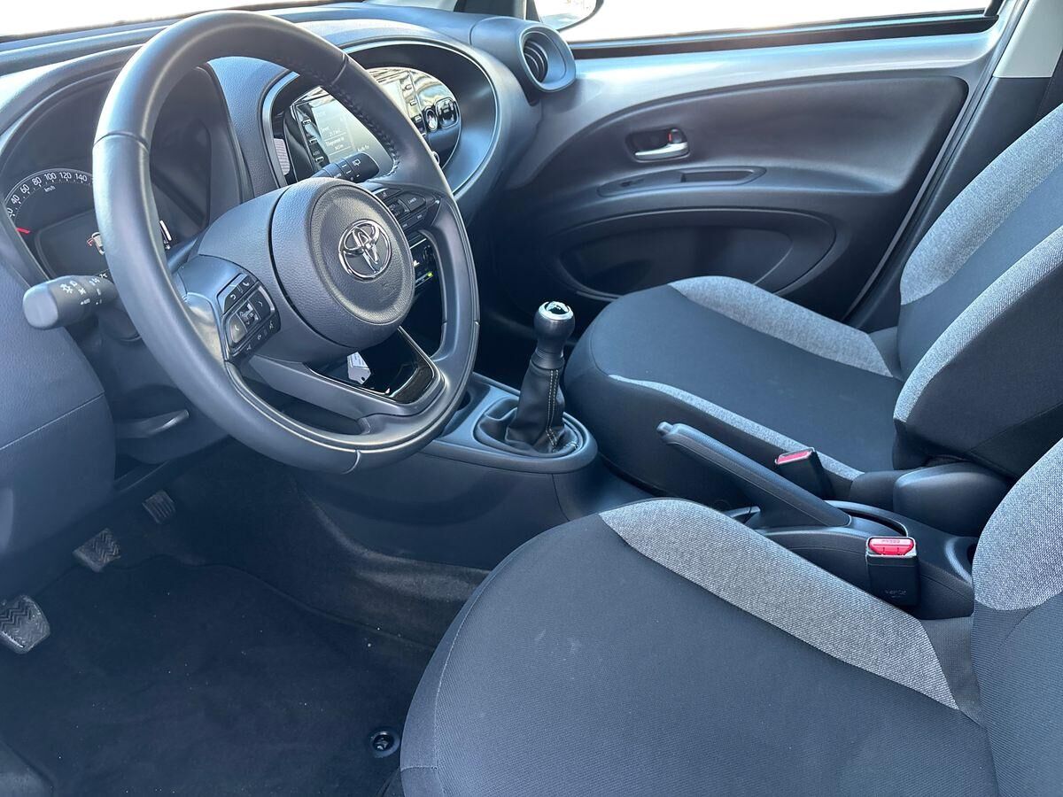 Billede af Toyota Aygo X 1,0 VVT-I Active 72HK 5d