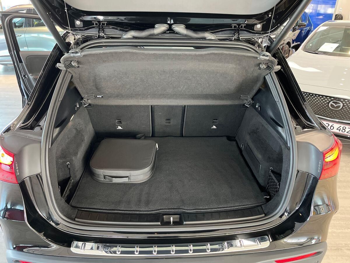 Billede af Mercedes-Benz EQA 250+ EL AMG Line 190HK 5d Aut.