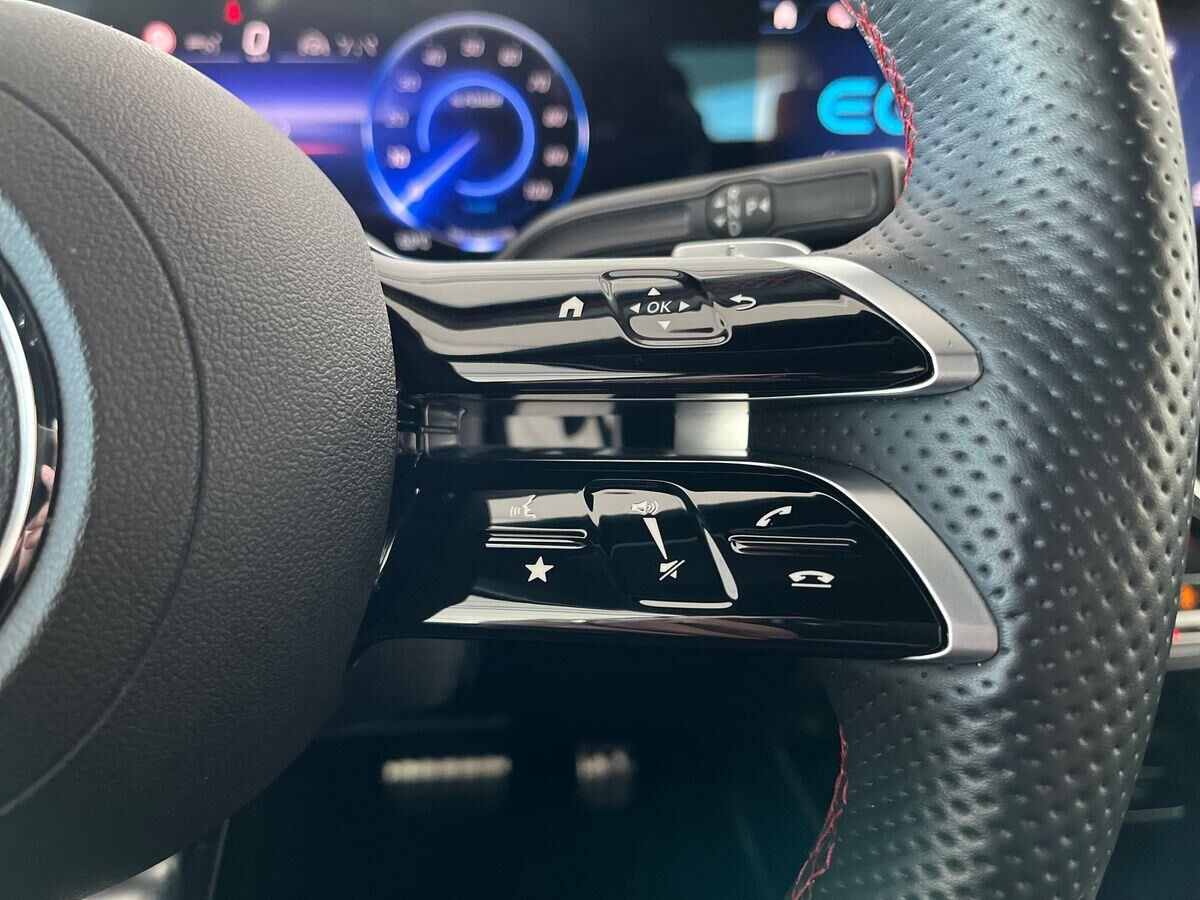 Billede af Mercedes-Benz EQA 250+ EL AMG Line 190HK 5d Aut.