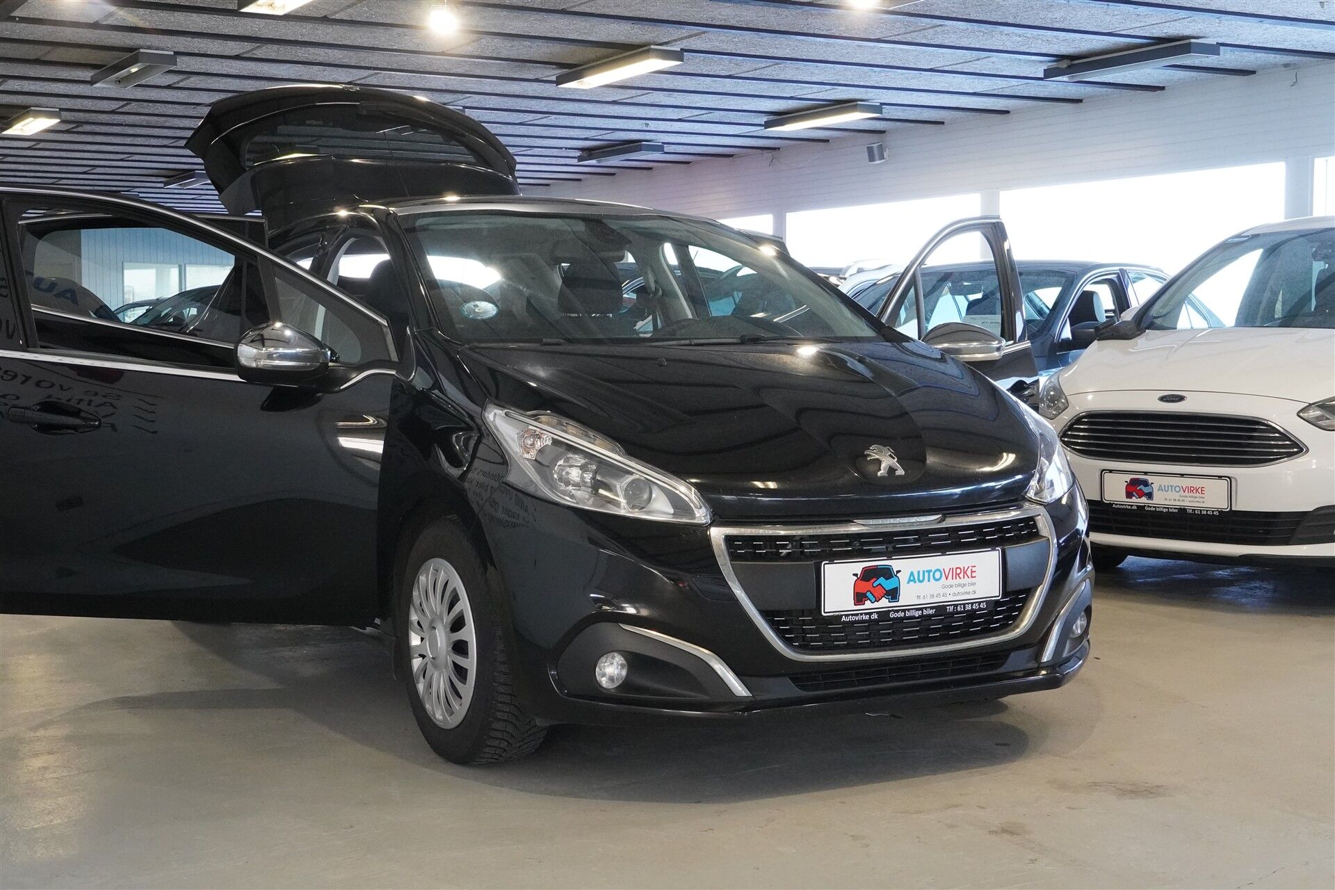 Billede af Peugeot 208 1,6 BlueHDi Allure Sky 100HK 5d