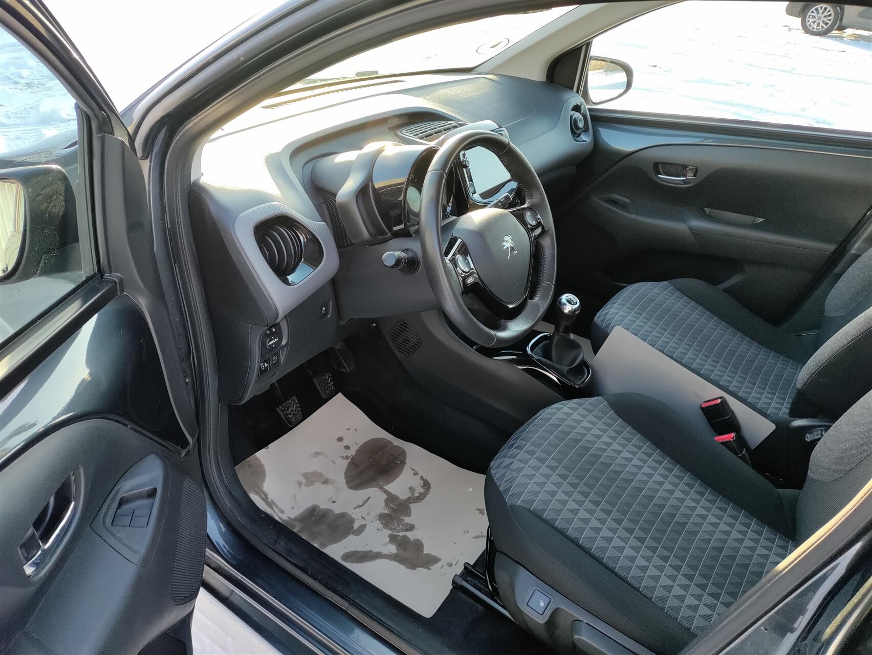 Billede af Peugeot 108 1,0 e-Vti Evolution 72HK 5d