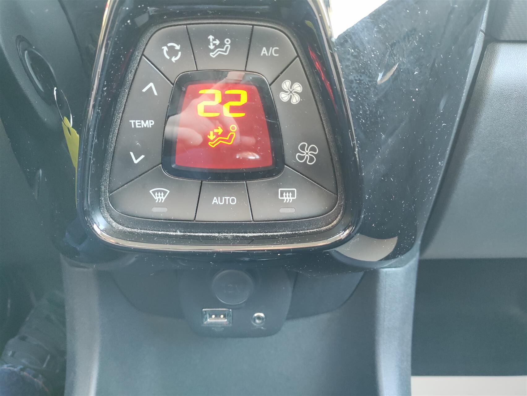 Billede af Peugeot 108 1,0 e-Vti Evolution 72HK 5d