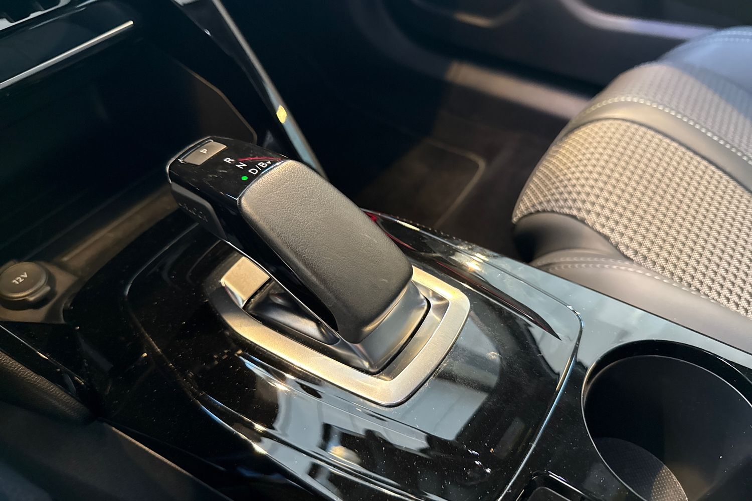 Billede af Peugeot e-2008 EL GT Prime+ 136HK 5d Aut.