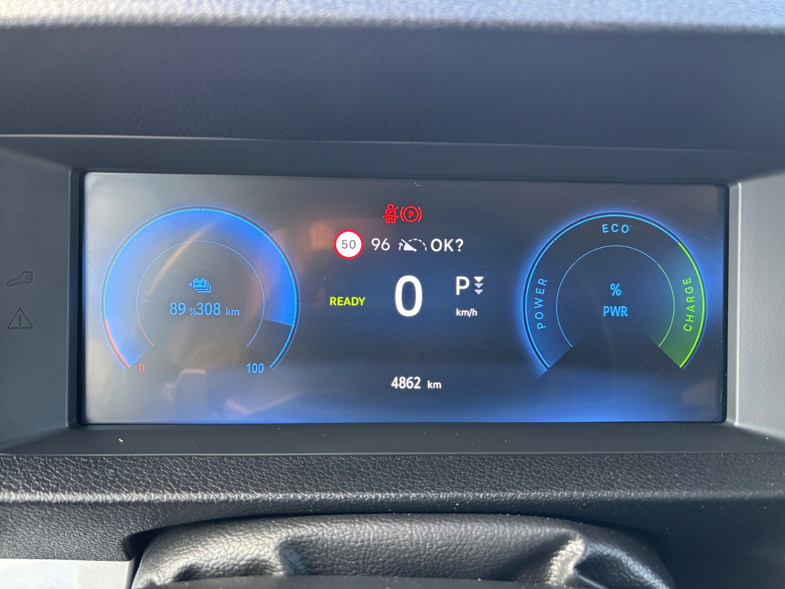 Billede af Toyota Proace Verso Electric Long EL Shuttle To skydedøre 136HK Aut.