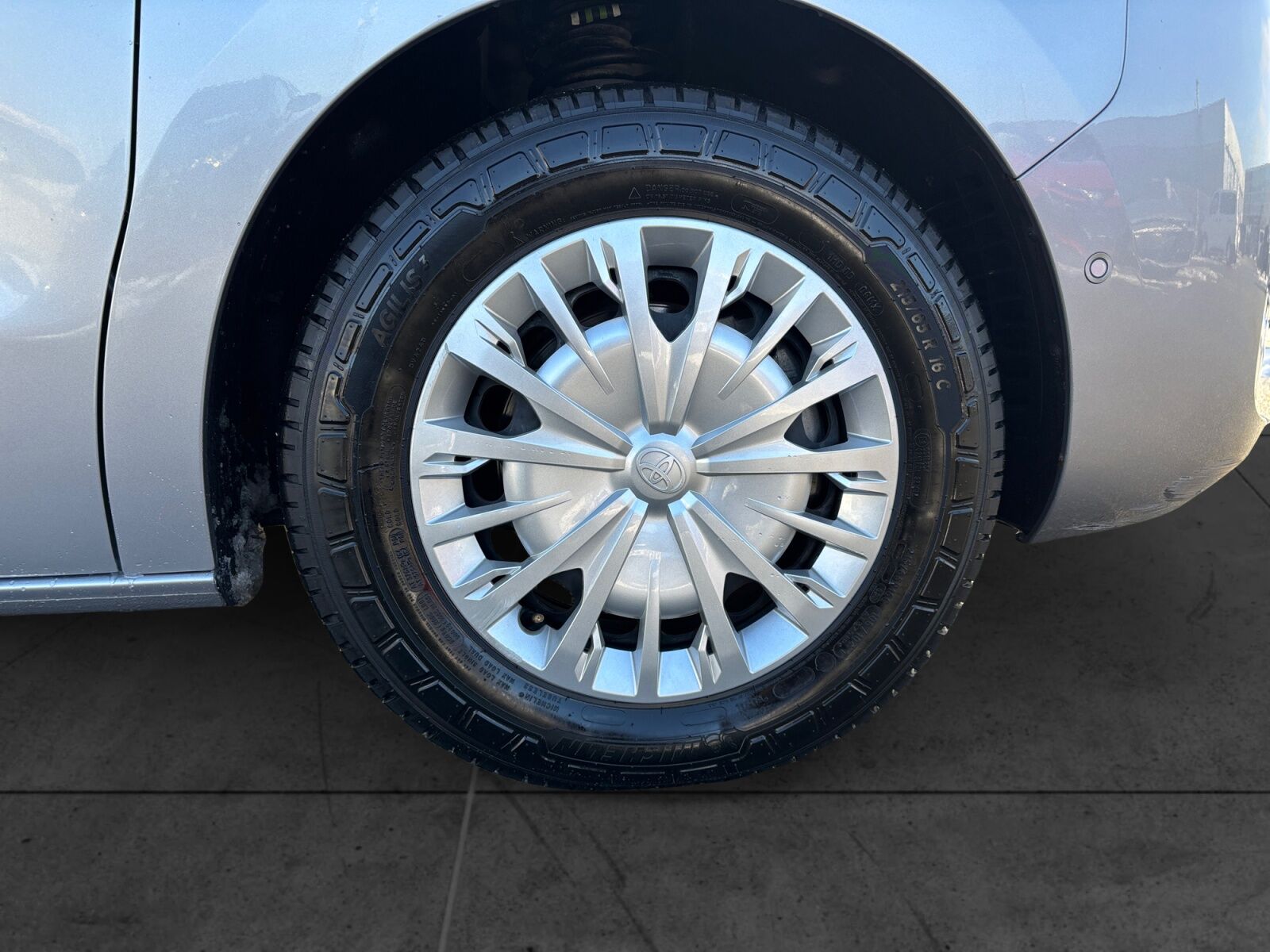 Billede af Toyota Proace Verso Electric Long EL Shuttle To skydedøre 136HK Aut.