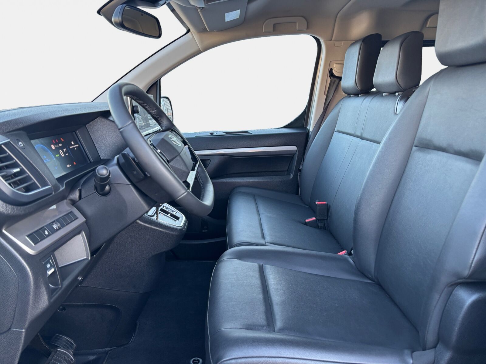 Billede af Toyota Proace Verso Electric Long EL Shuttle To skydedøre 136HK Aut.