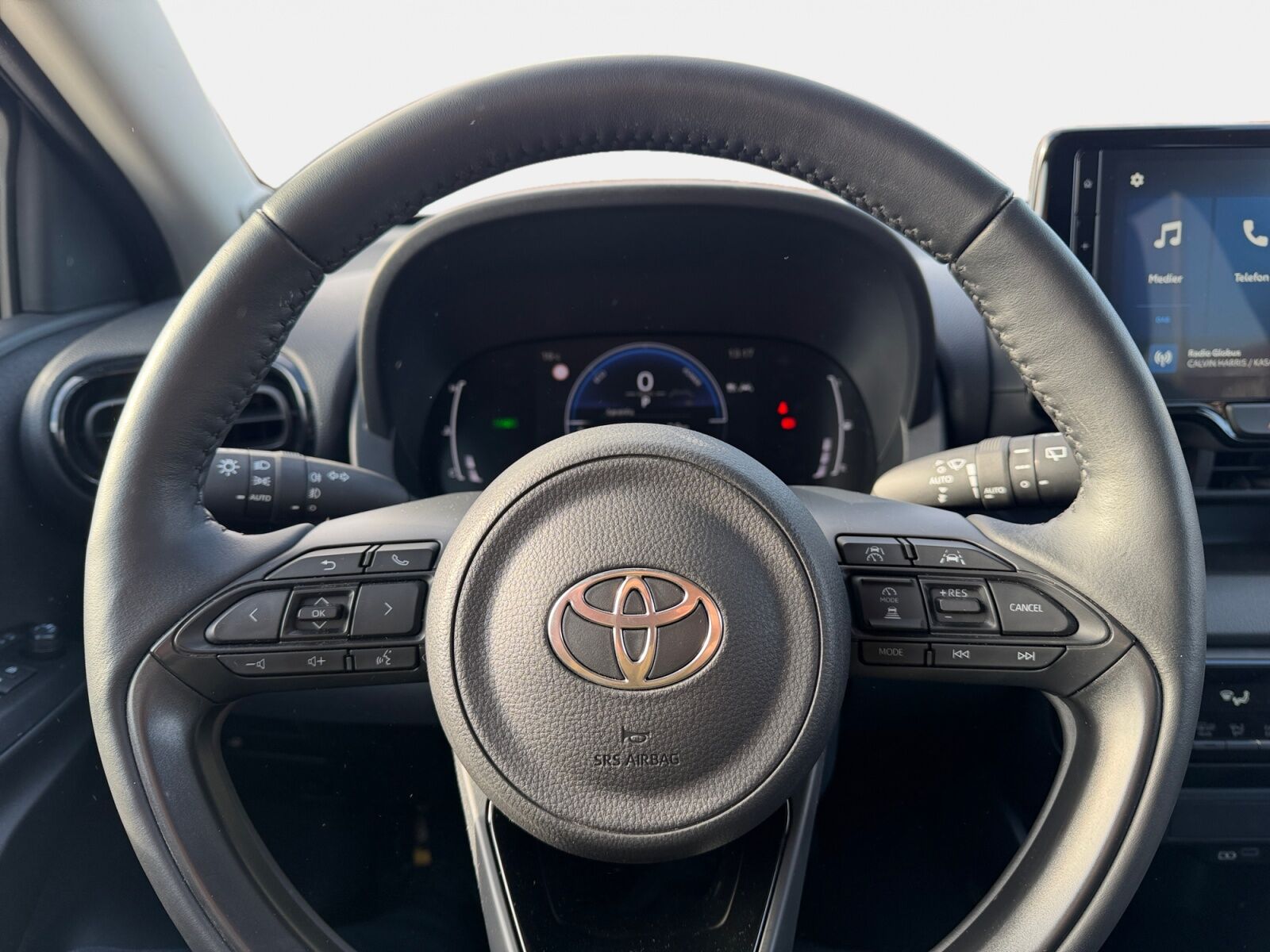 Billede af Toyota Yaris 1,5 Hybrid Style Comfort 116HK 5d Trinl. Gear