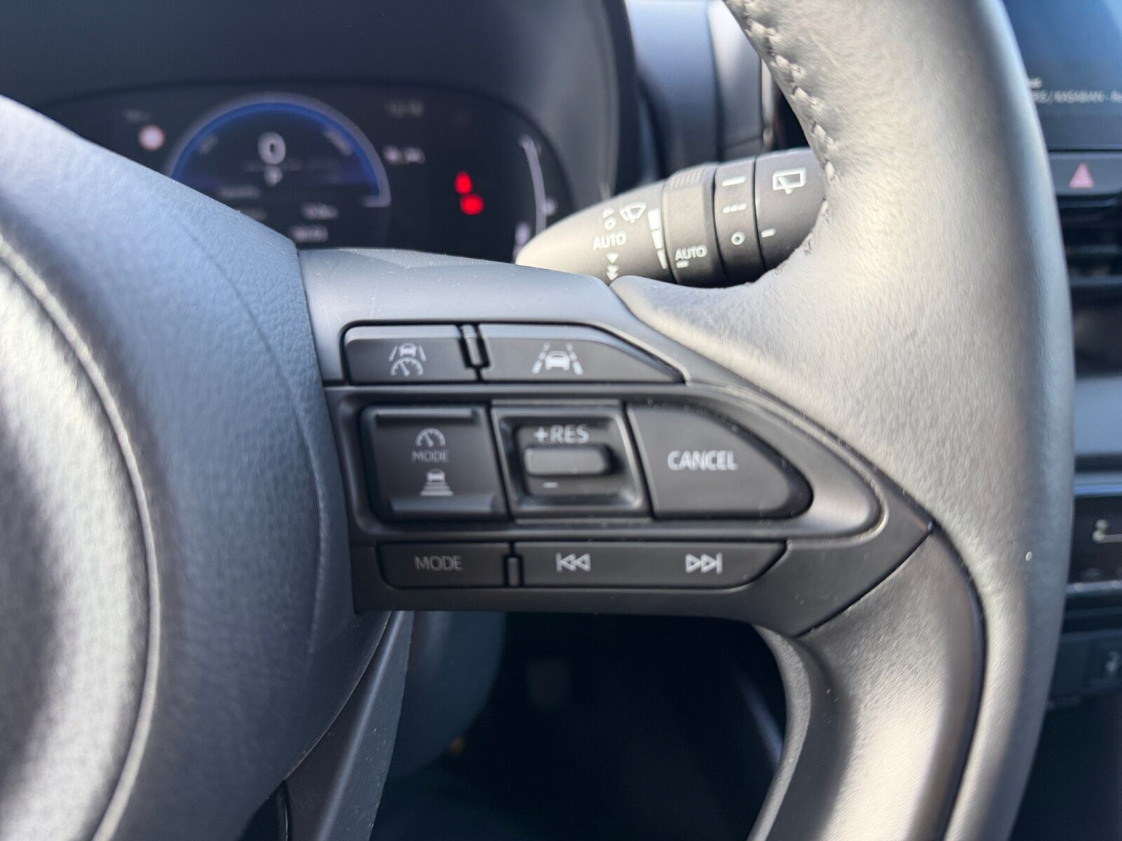 Billede af Toyota Yaris 1,5 Hybrid Style Comfort 116HK 5d Trinl. Gear