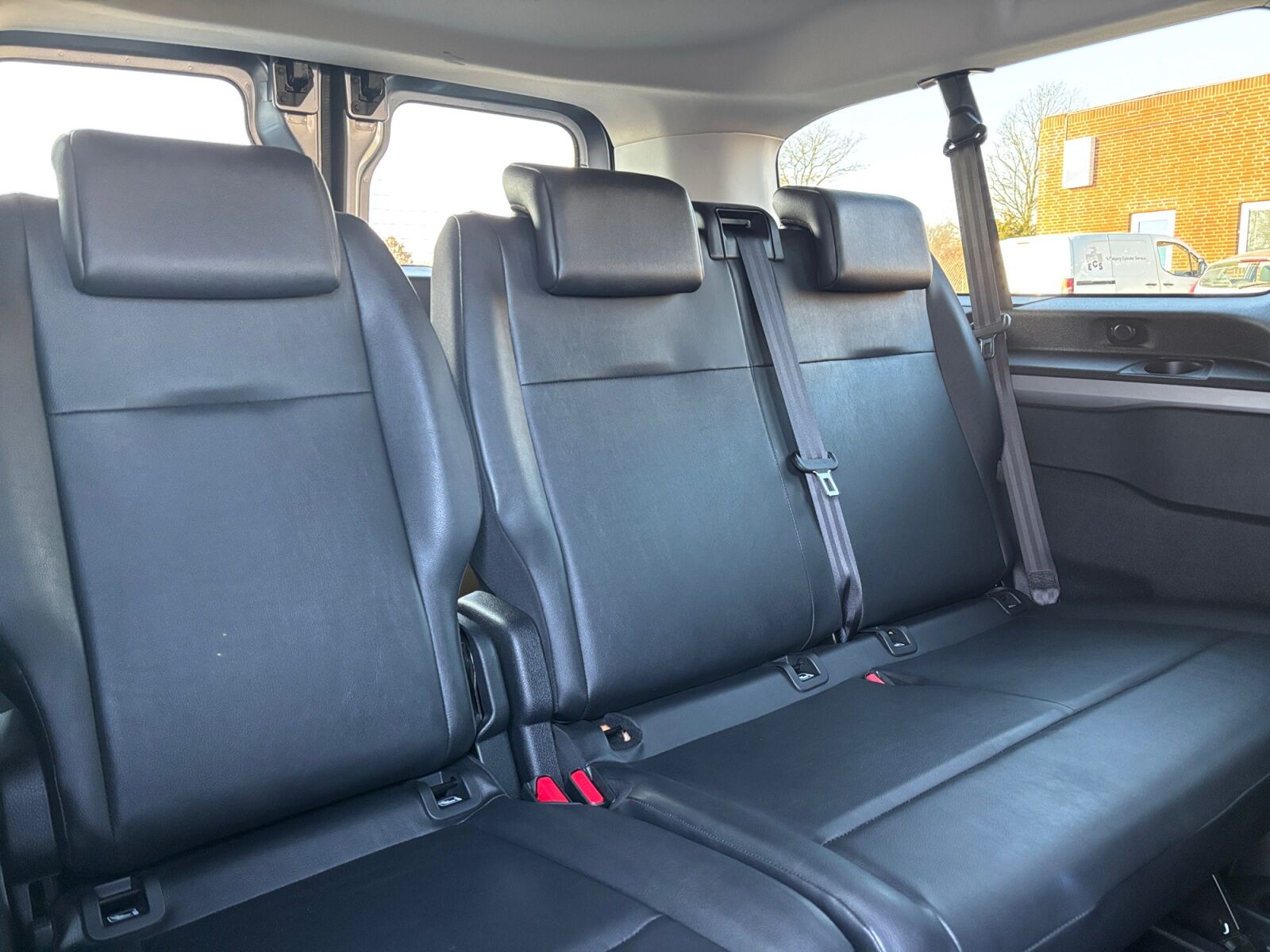 Billede af Toyota Proace Verso Electric Long EL Shuttle To skydedøre 136HK Aut.