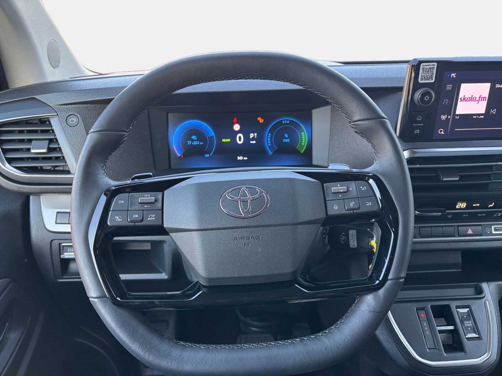 Billede af Toyota Proace Verso Electric Long EL Shuttle To skydedøre 136HK Aut.