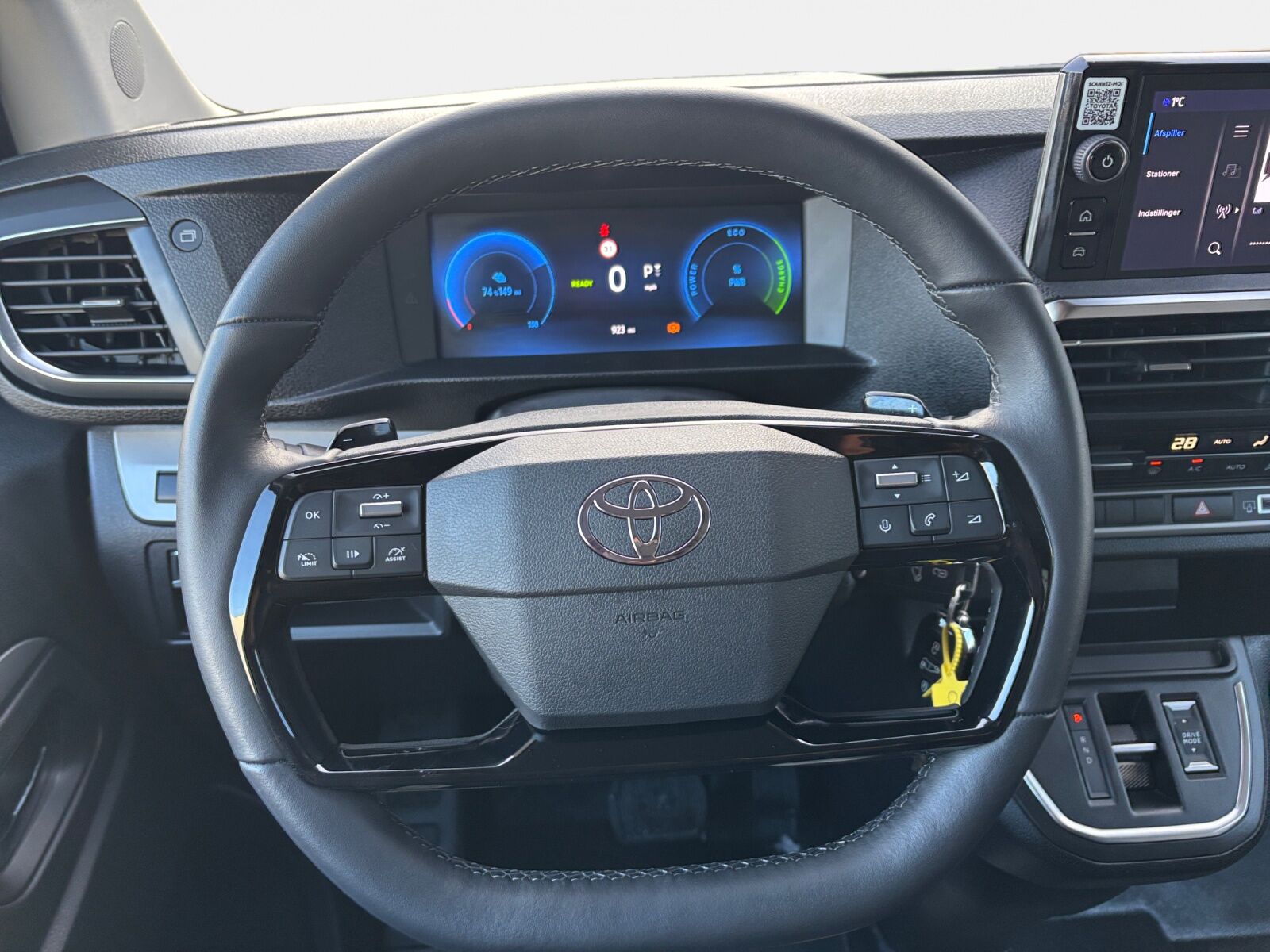 Billede af Toyota Proace Verso Electric Long EL Shuttle To skydedøre 136HK Aut.