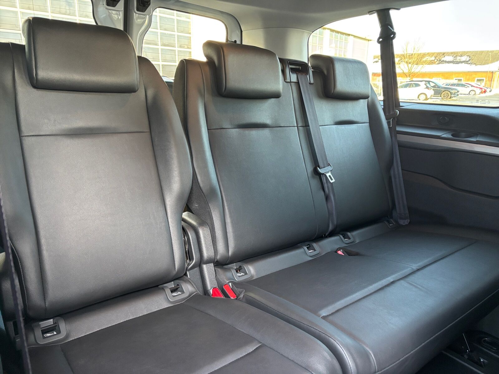 Billede af Toyota Proace Verso Electric Long EL Shuttle To skydedøre 136HK Aut.