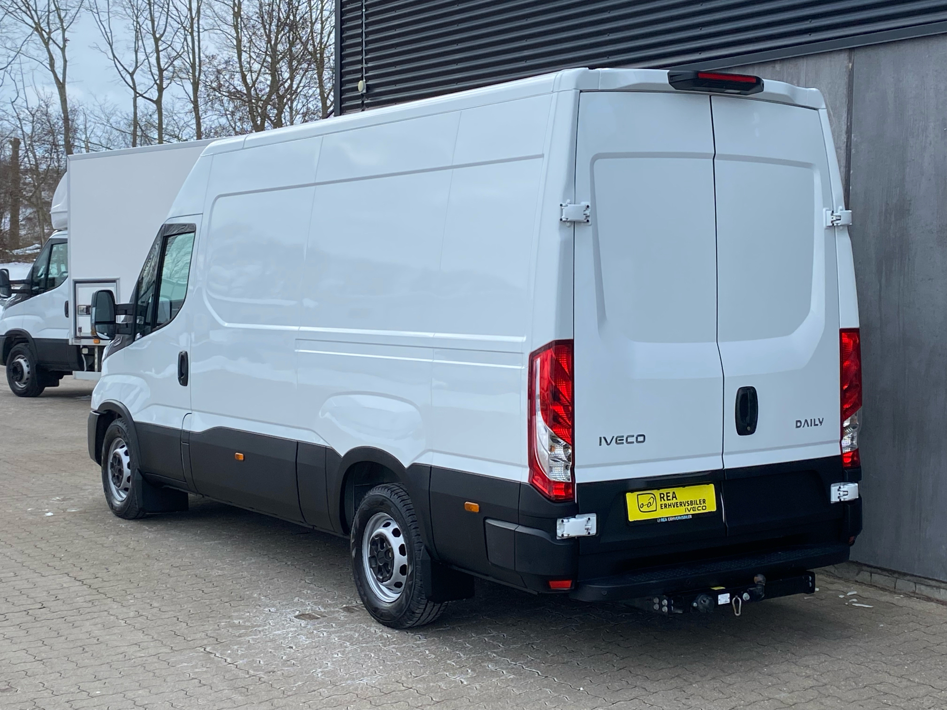 Billede af Iveco Daily 35S18 12m3 3,0 D 180HK Van 8g Aut.