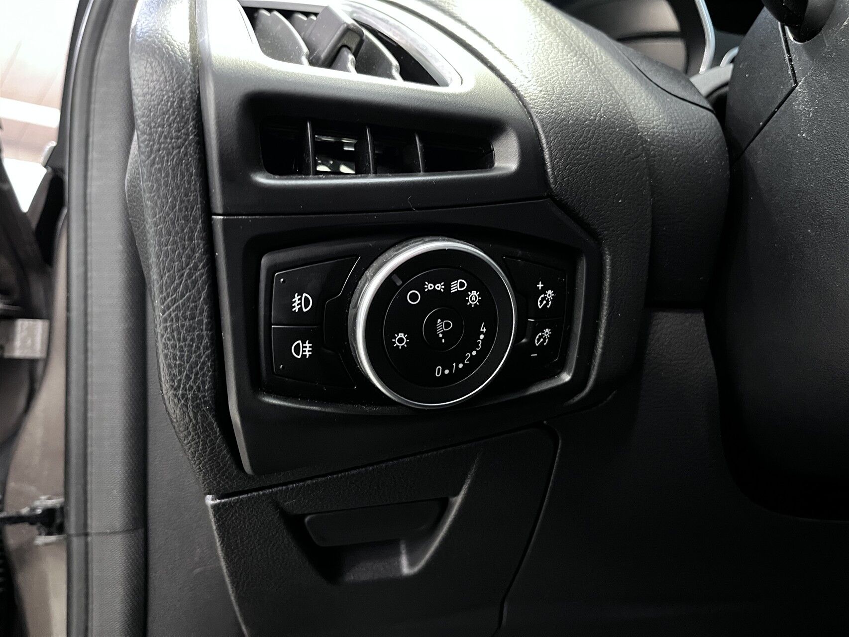 Billede af Ford Focus 1,0 EcoBoost Titanium 125HK Stc 6g