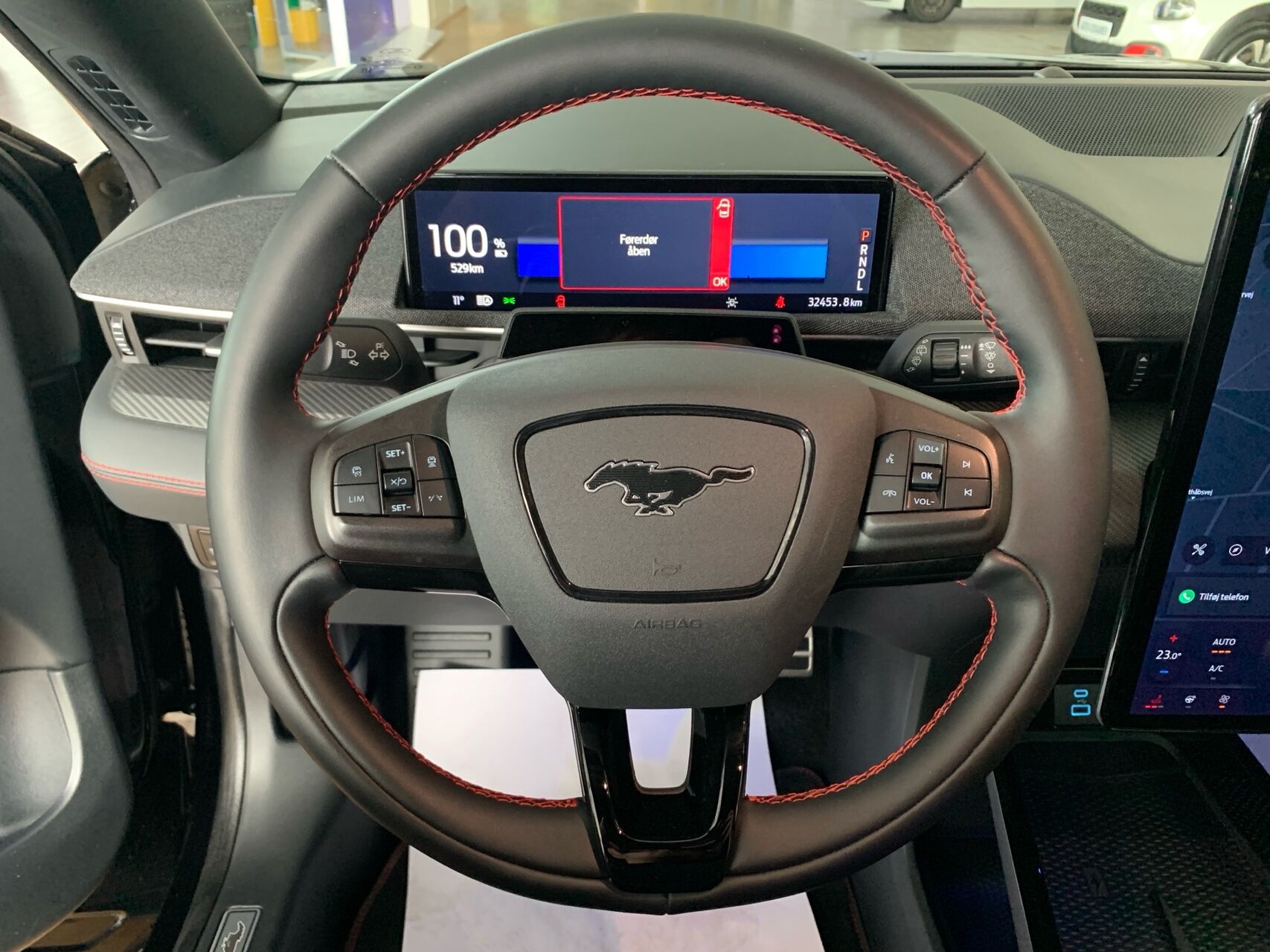 Billede af Ford Mustang Mach-E EL UR Premium 294HK 5d Aut.